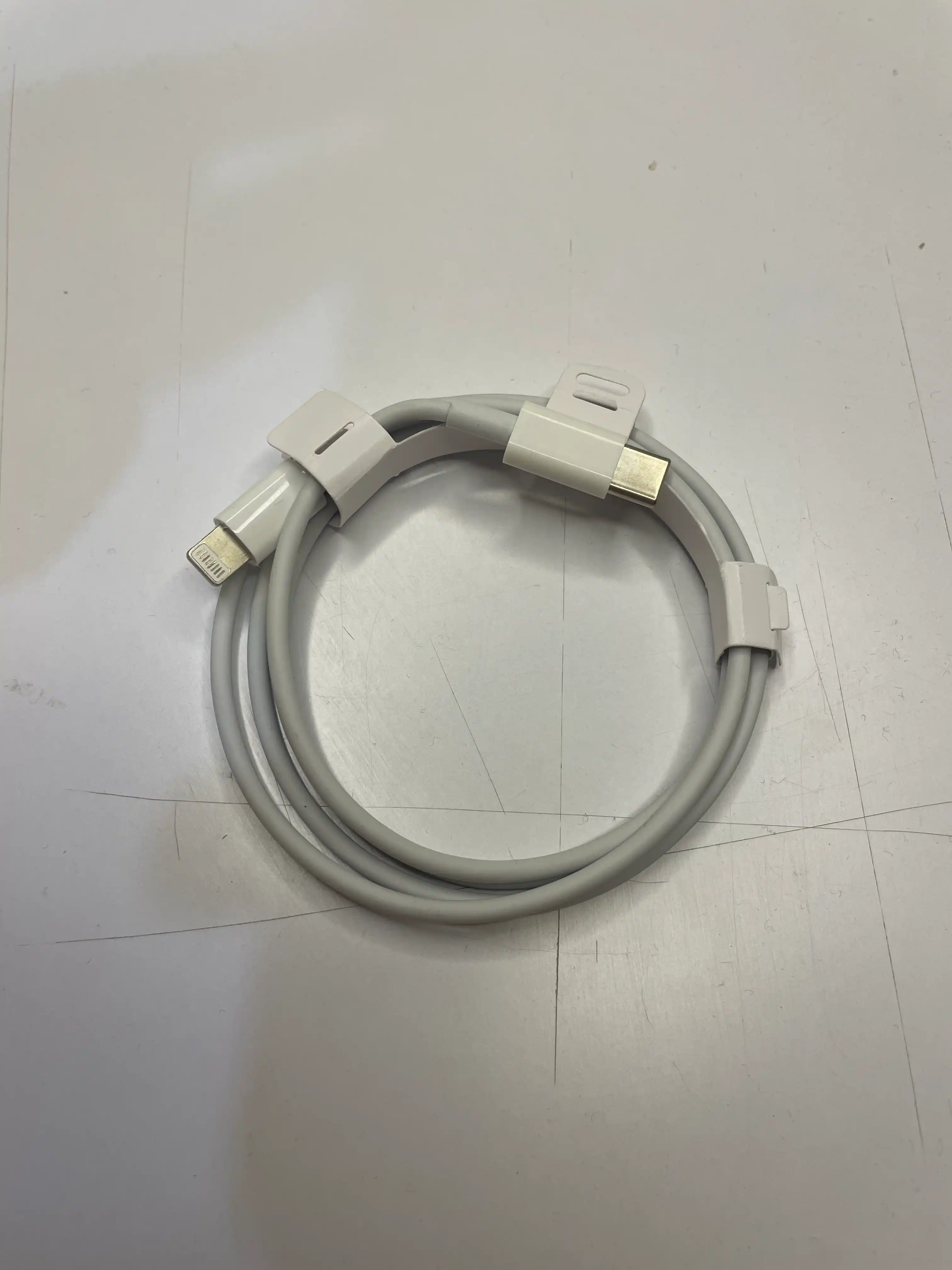 Кабель USB Type-C / Lightning 3.0, 6A — прочный, для быстрой зарядки и передачи данных