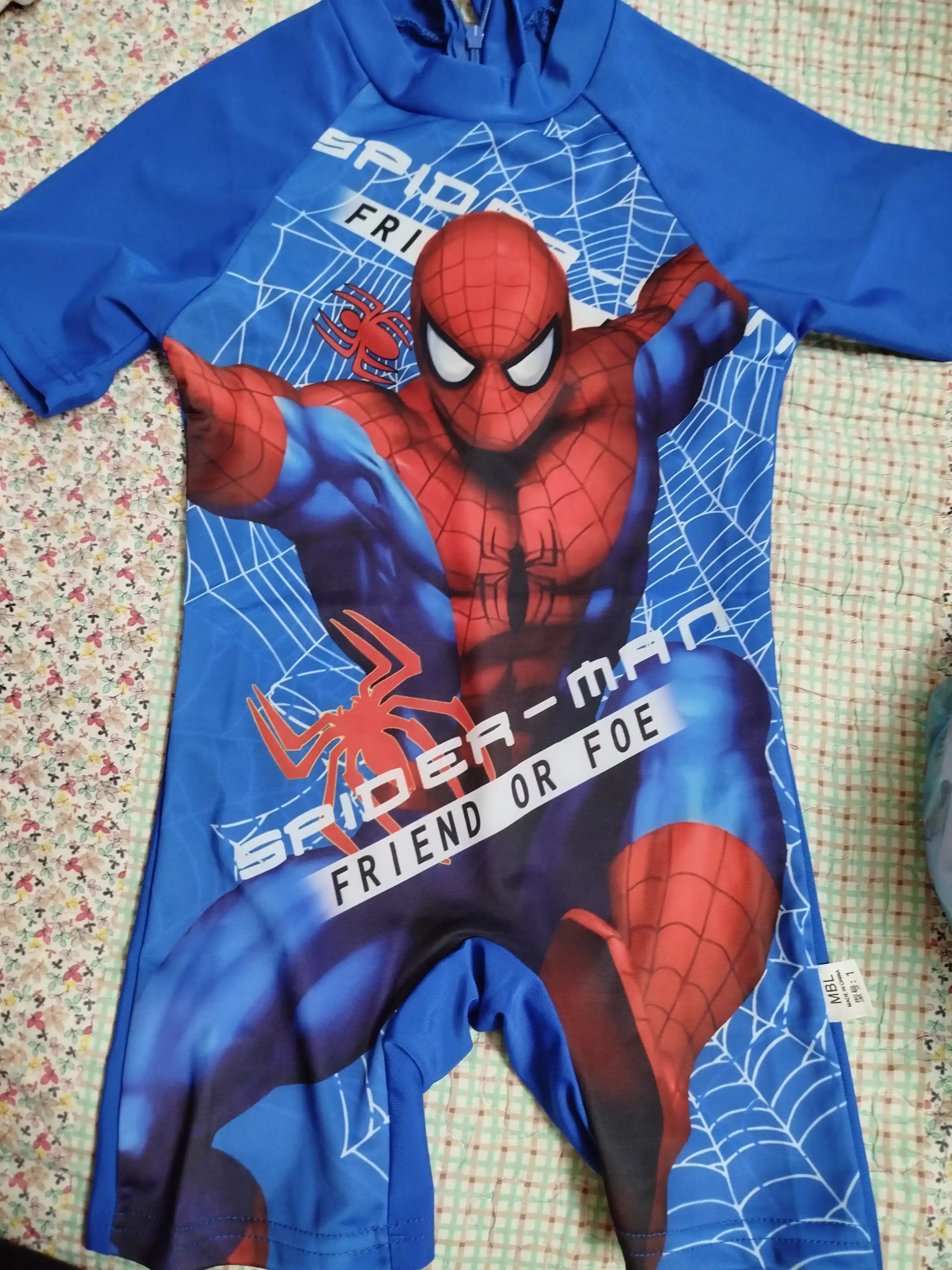 Oʻgʻil bola choʻmilish kiyimi, kombinezon, Oʻrgimchak odam, Supermen, Batman, plavka suvga