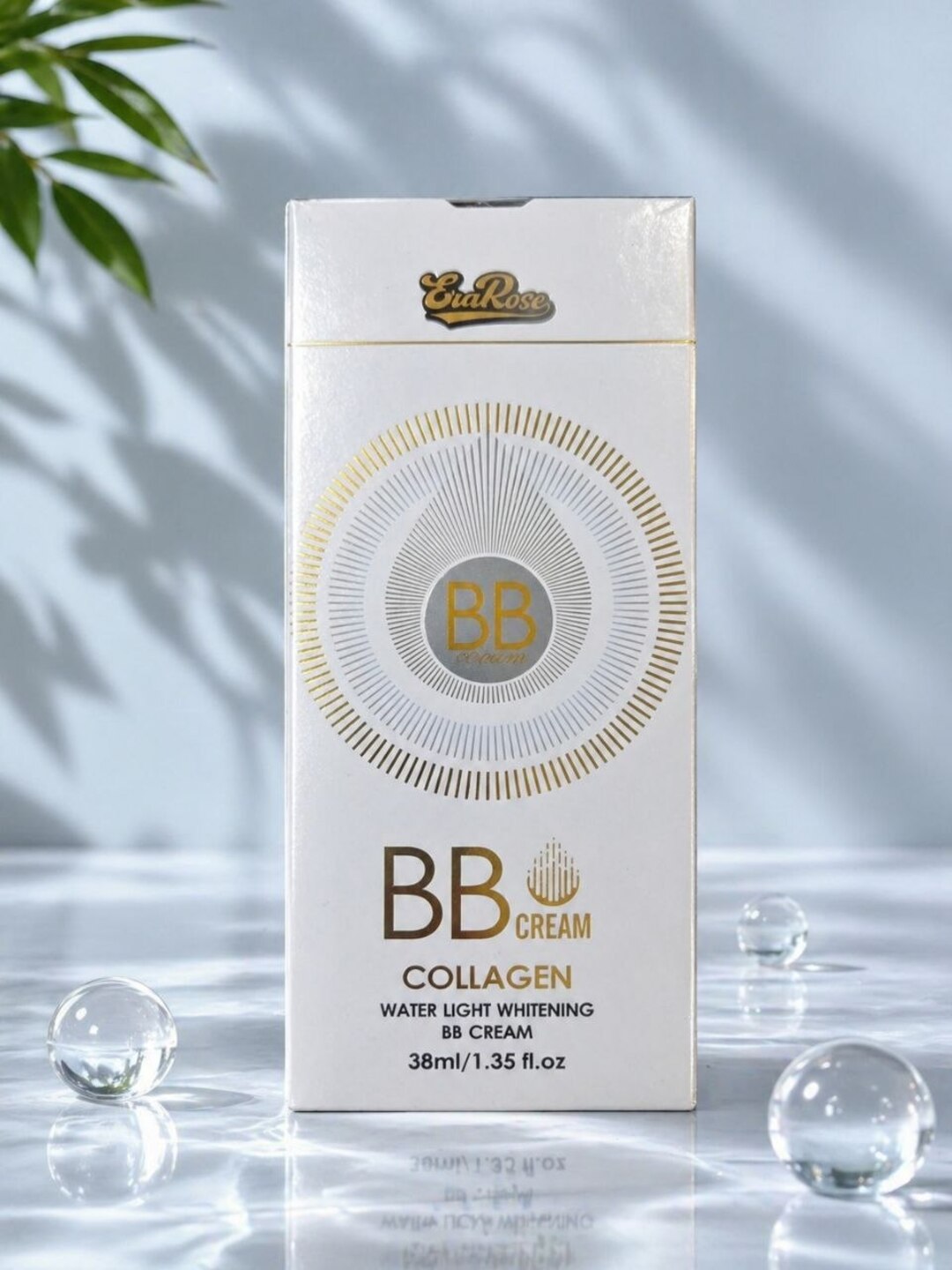 BB-крем Collagen — с легкой текстурой, увлажняющий кожу и придающий ей естественный тон - 