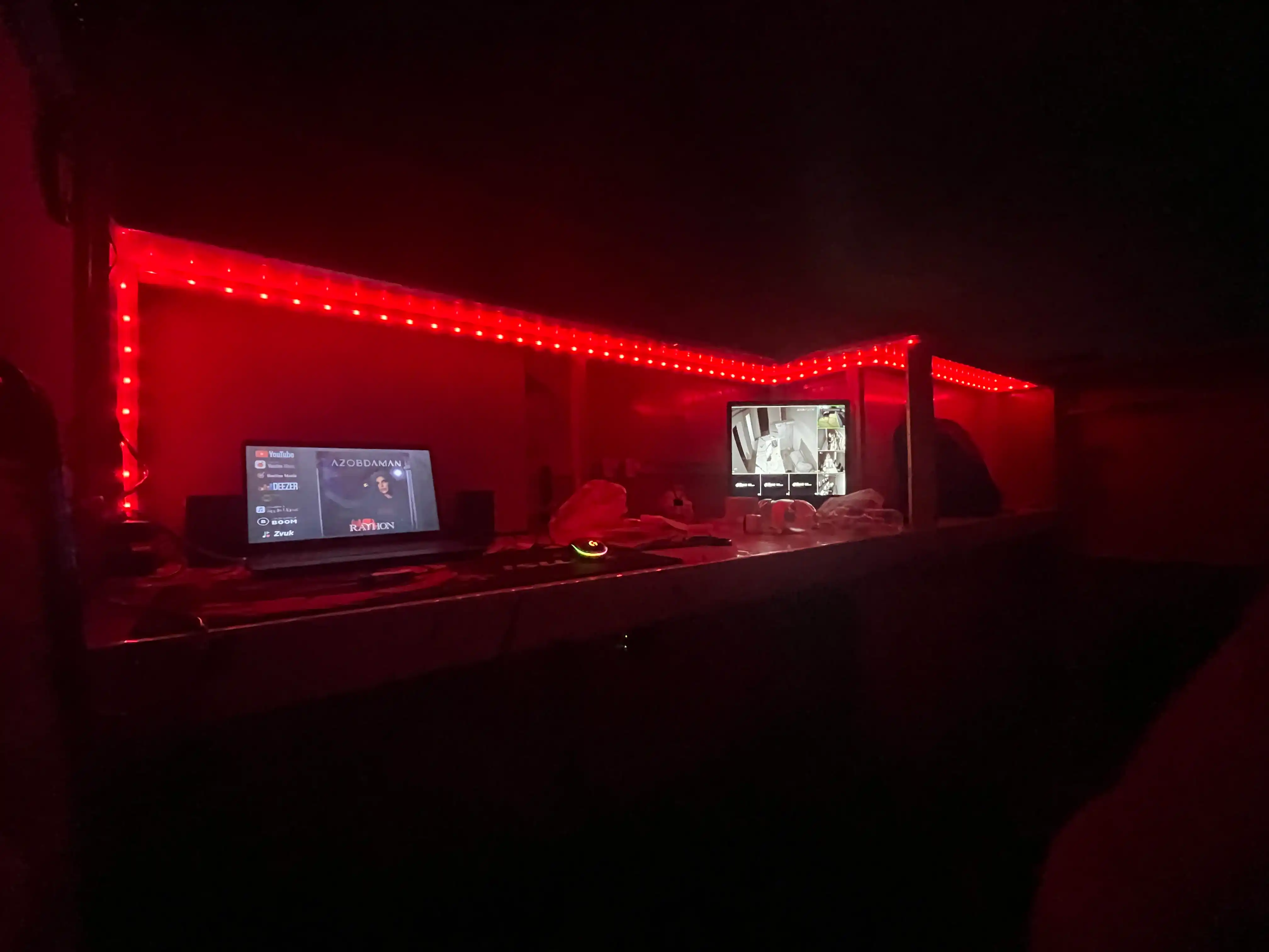 RGB LED masofadan boshqarish pulti bilan 5 metrli LED ko'p rangli lentasi 