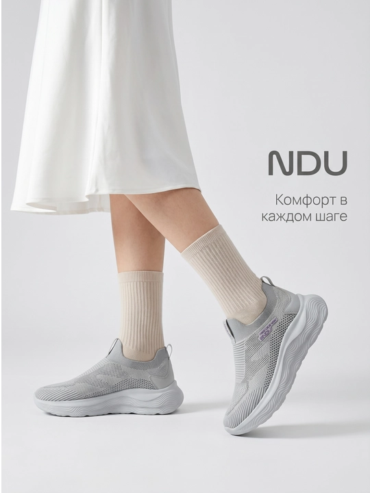 NDU ayollar sliponi, ipsiz yengil krossovkalar, nafas oluvchi, oq, kundalik