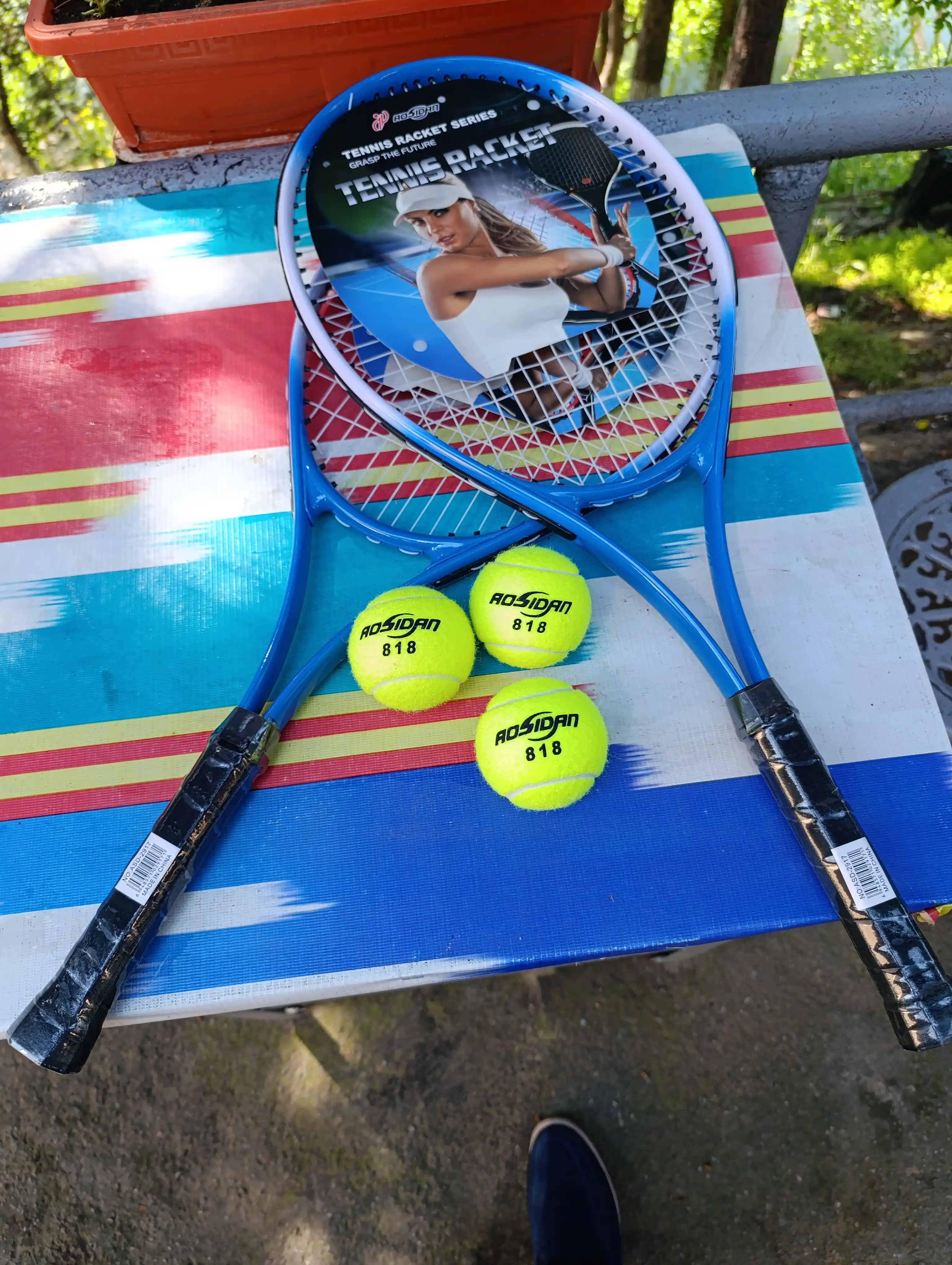 Professional tennis raketka to‘plami  2 raketka + 3 ta koptok+chexol  boshlovchilar uchun