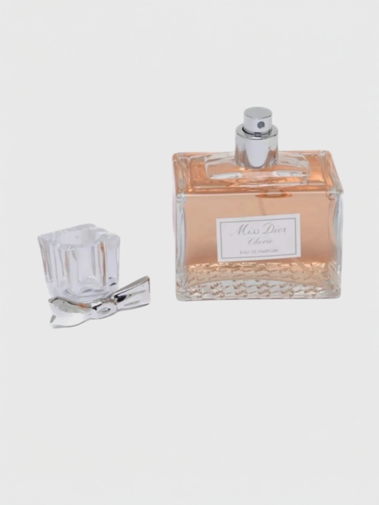 Miss Dior - parfyumlangan suv, ayollar uchun jozibador va xashamatli atir, 100 ml