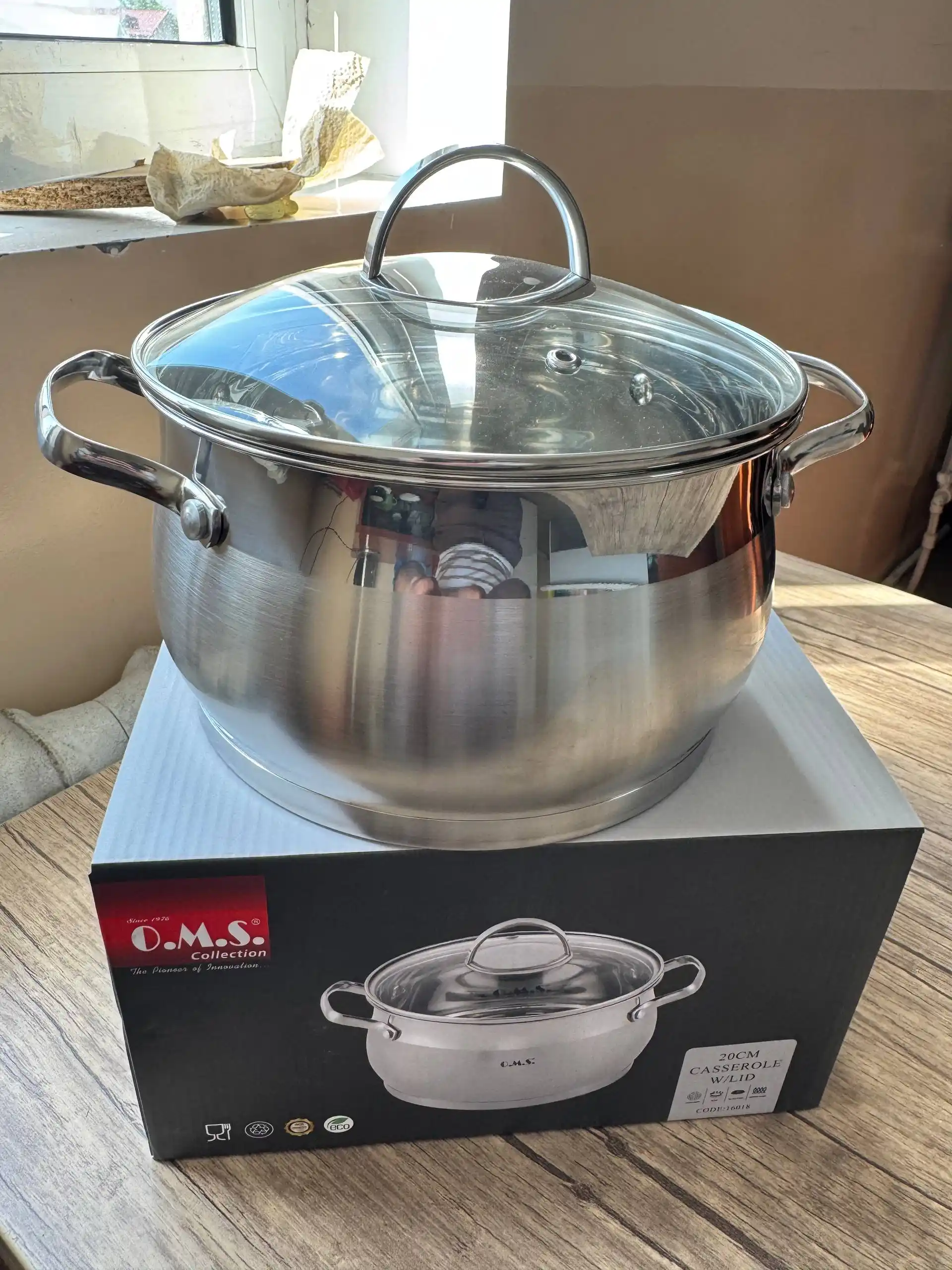Кастрюля из нержавеющей стали со стеклянной крышкой O.M.S 16018