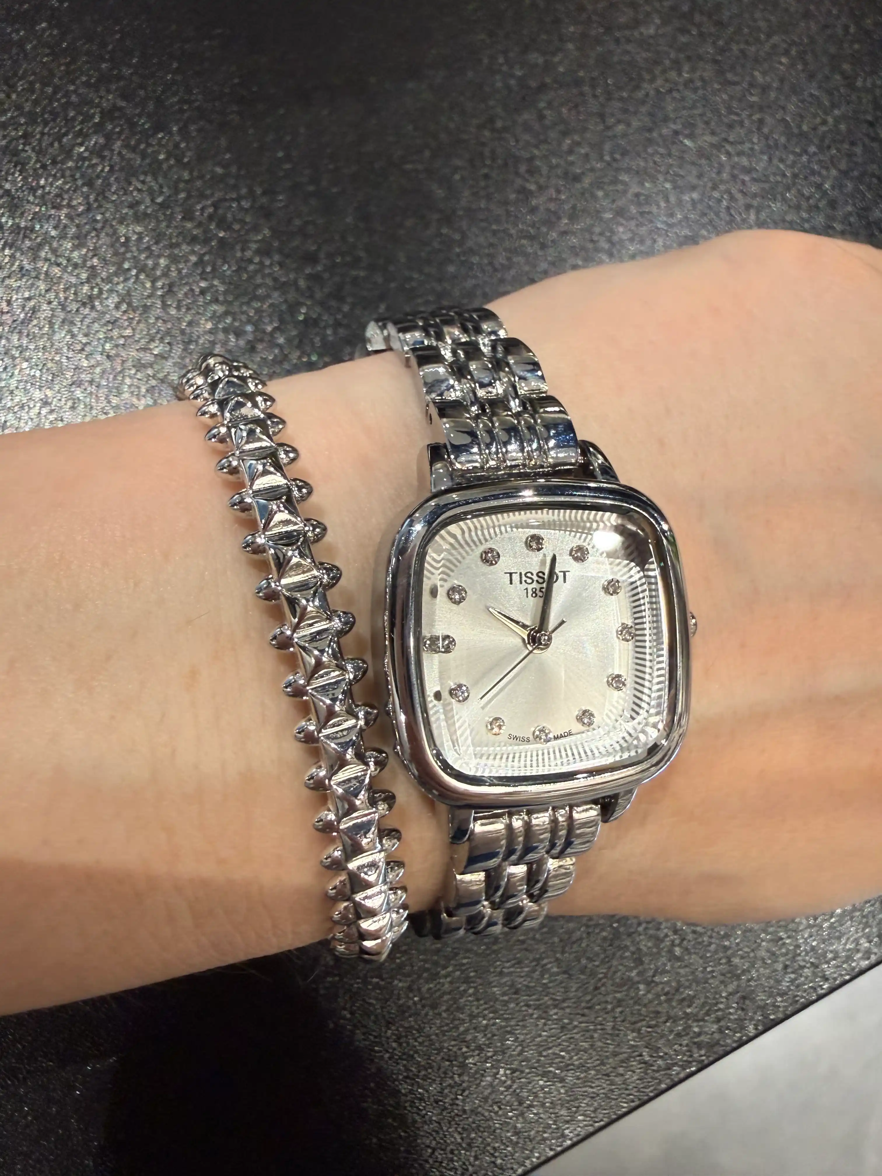 Ayollar qo'l soati, avtomatik zastoshkada, metall remishokli - LUNA WATCHES