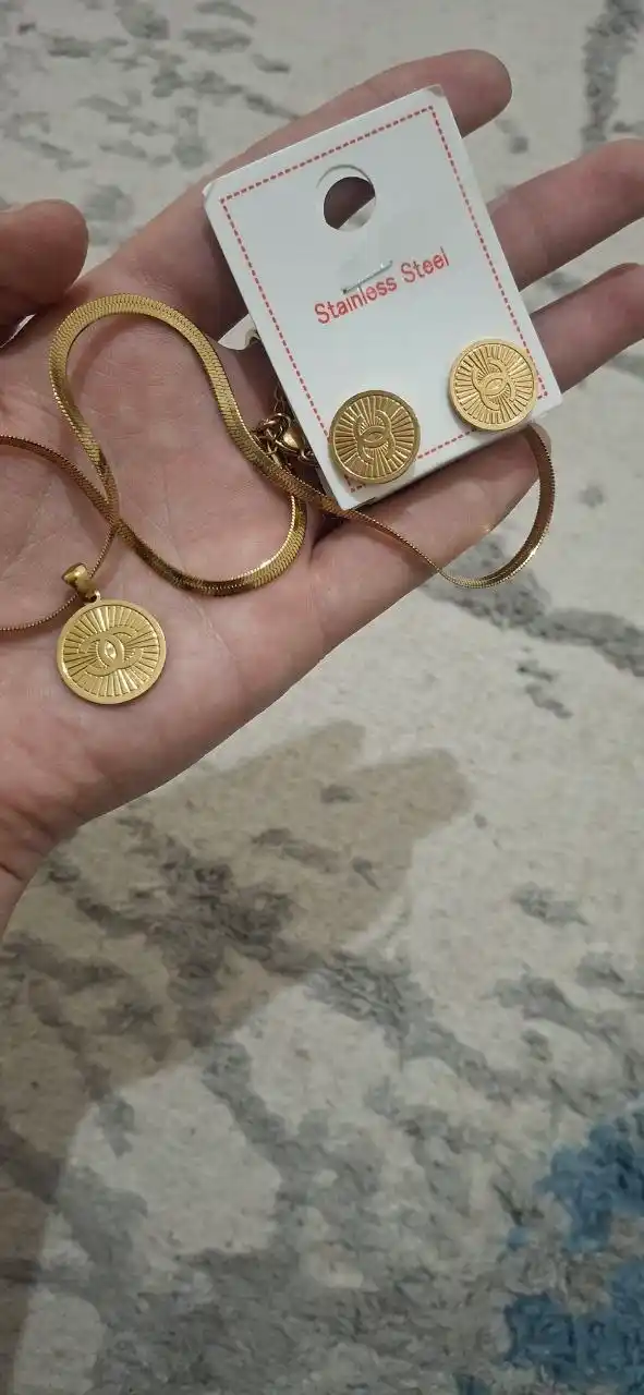 Van Cleef taqinchoqlar komplekti,sepochka, sirg'a, zanjirlar, nabor, bijuteriya kamplekti