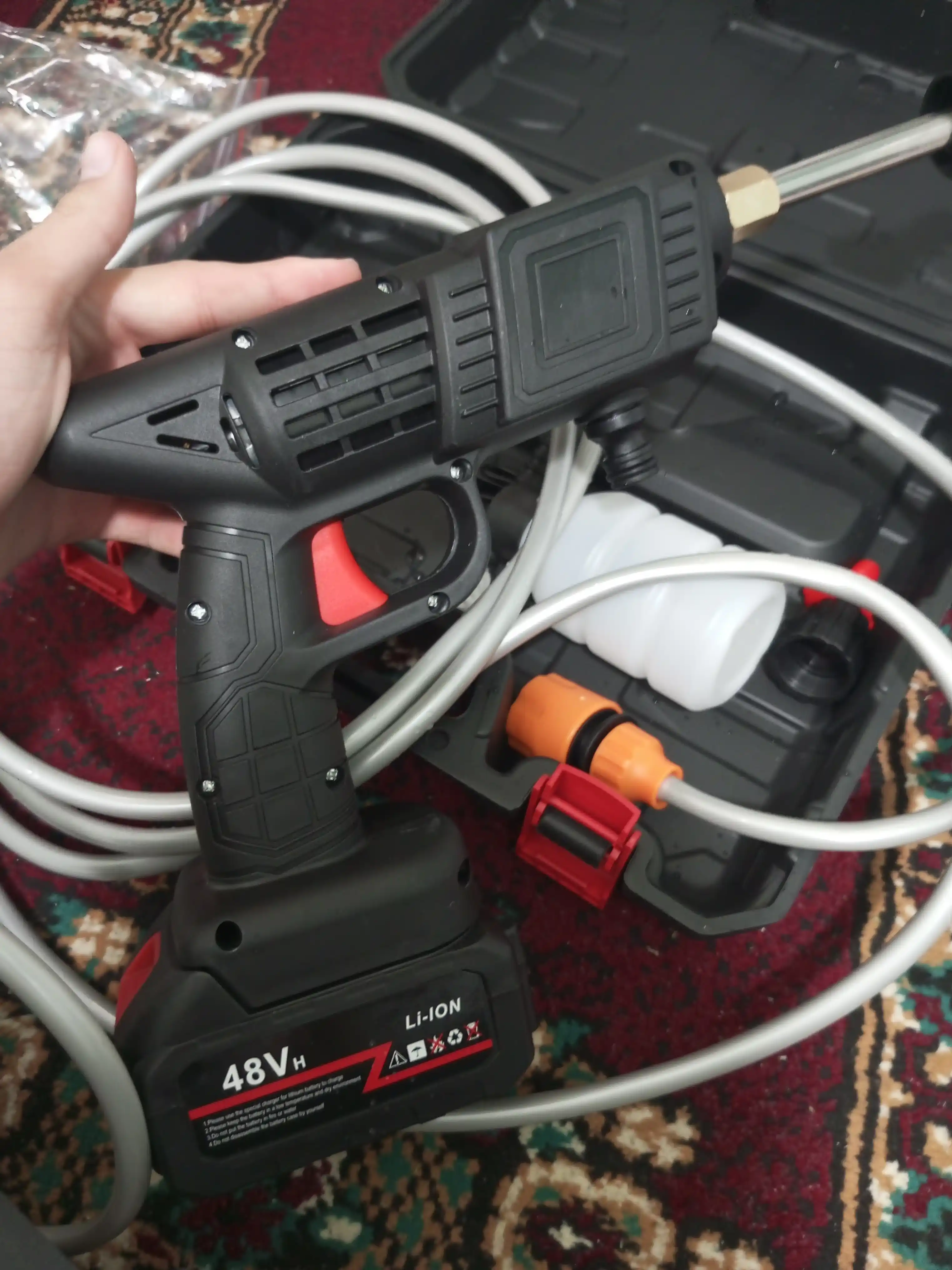 Akkumulyatorli mini moyka 48V, avtomobil va uy uchun ko‘pikli bosimli purkagich