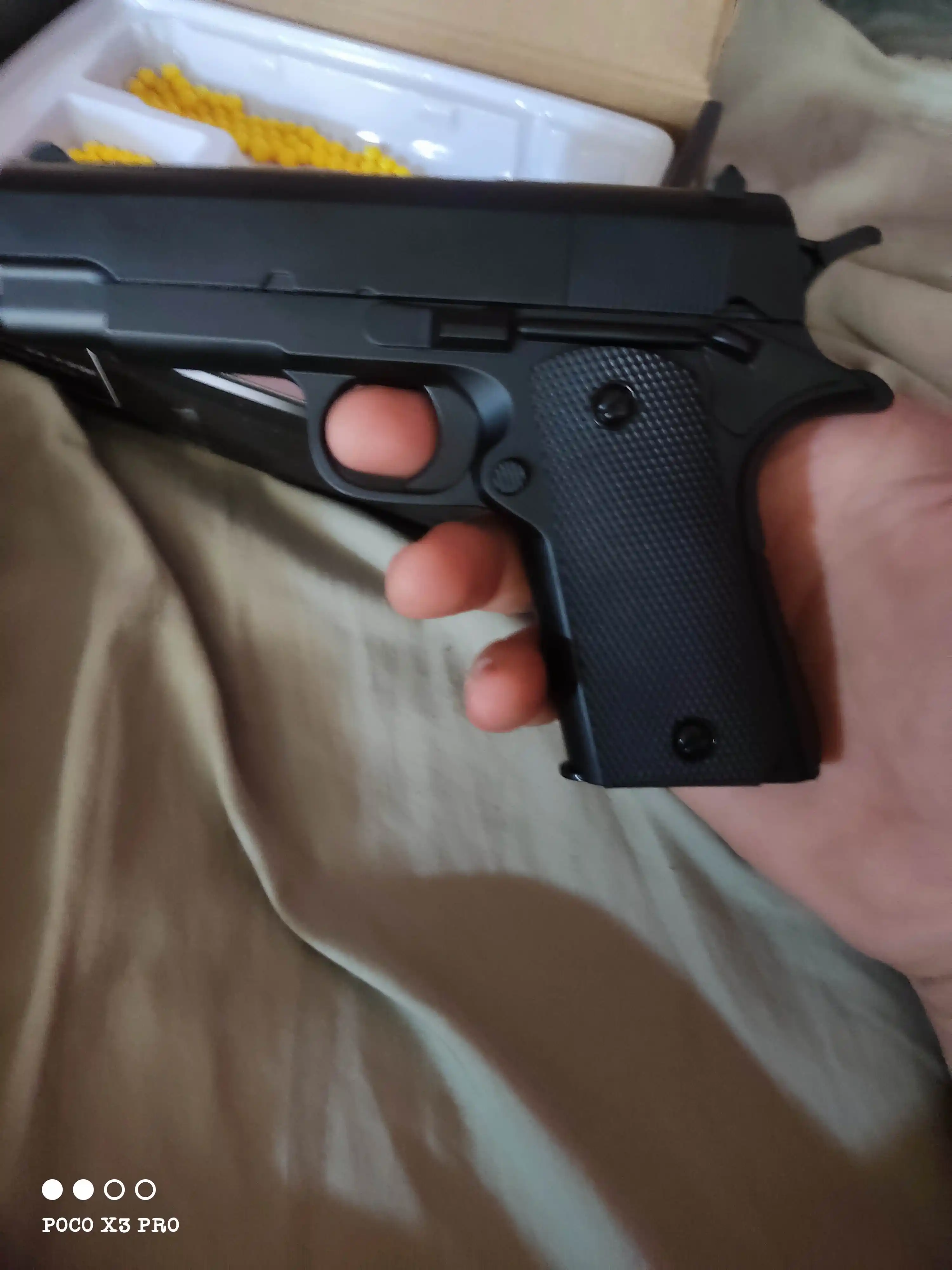 Игрушечный пистолет Airsoft Gun — Металлический корпус, с глушителем и пульками