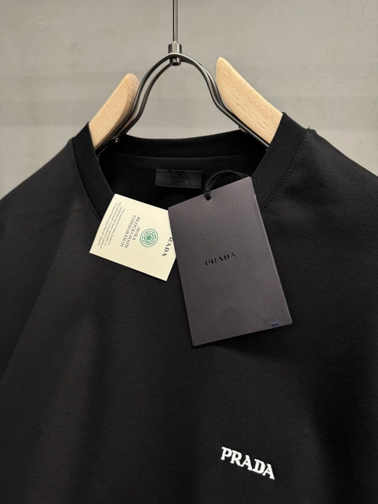 Erkaklar uchun PRADA OVERSIZE futbolkalar, 100% paxta, Turkiyada ishlab chiqarilgan