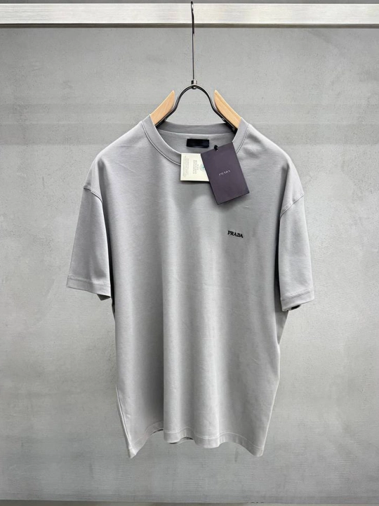 Erkaklar uchun PRADA OVERSIZE futbolkalar, 100% paxta, Turkiyada ishlab chiqarilgan