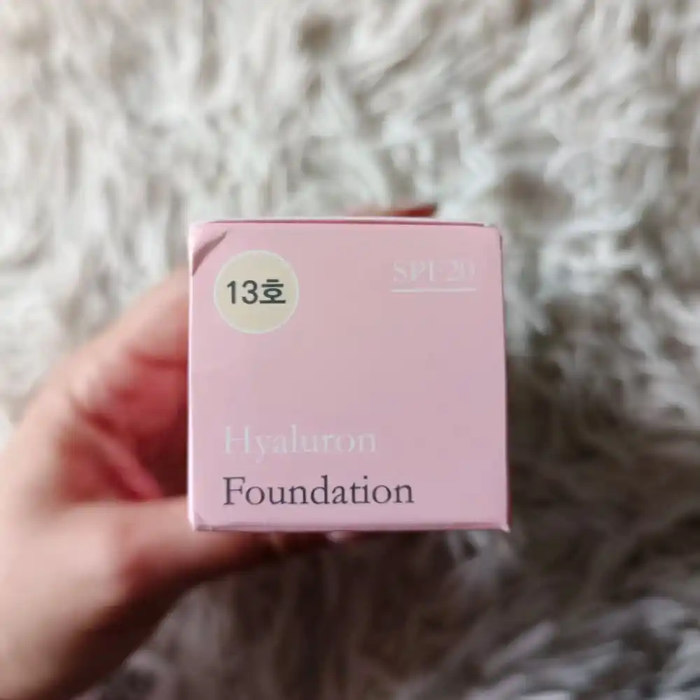 Тональный крем для лица, увлажняющий, с гиалуроновой кислотой, Hyaluron Foundation