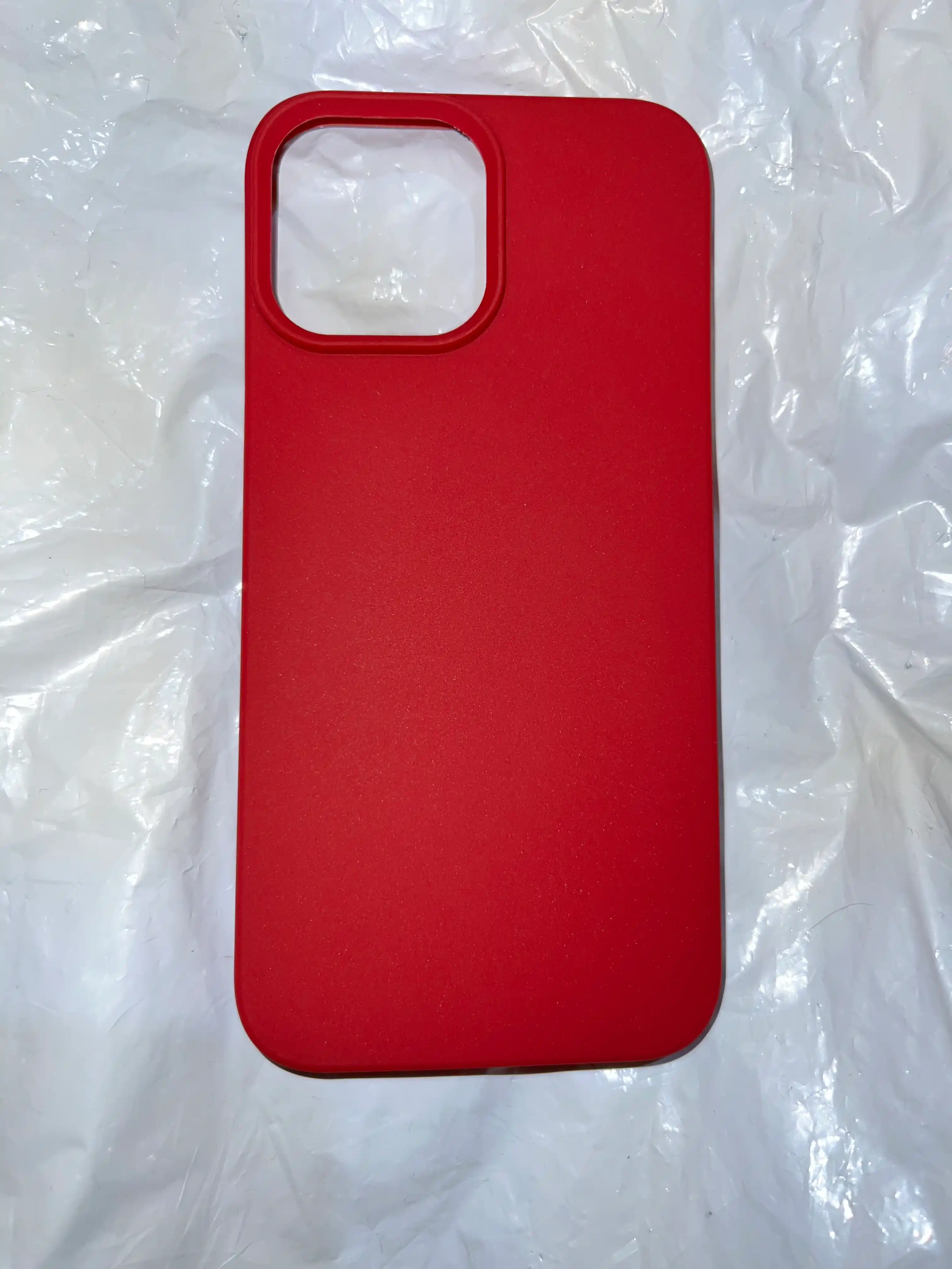 IPhone 12, 13, 14, 15, 16 Pro Max uchun yumshoq g‘ilof