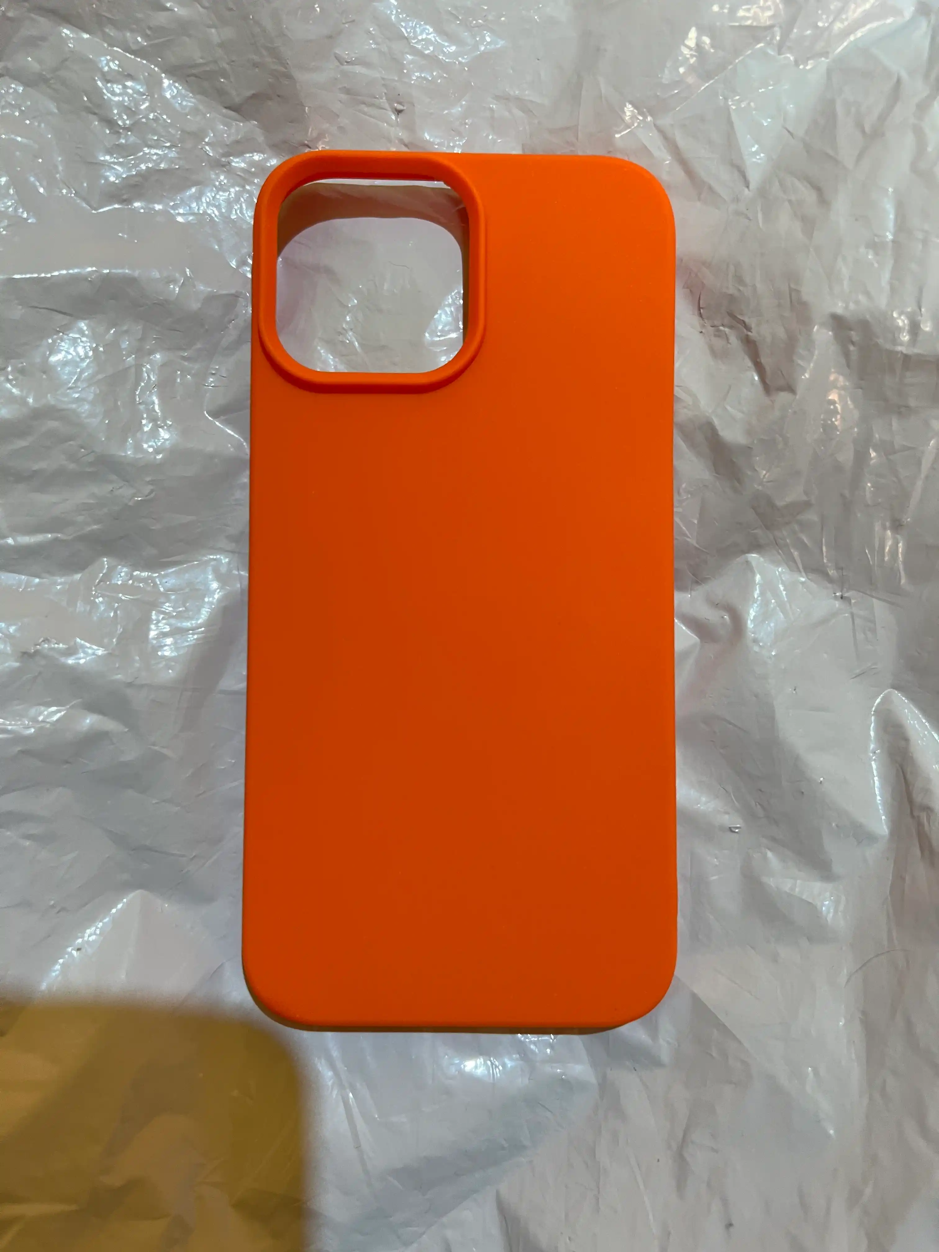 IPhone 12, 13, 14, 15, 16 Pro Max uchun yumshoq g‘ilof