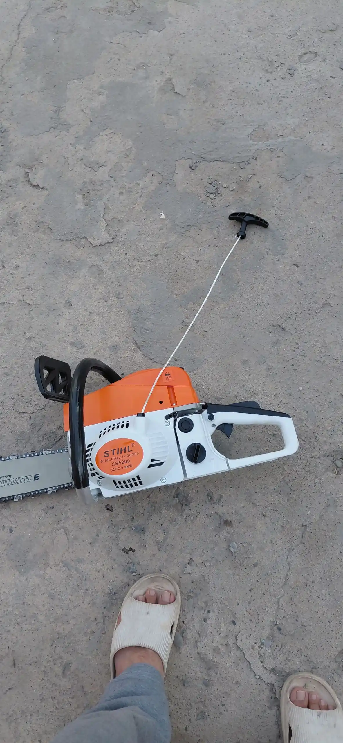 Benzinli zanjirli arra DC-52