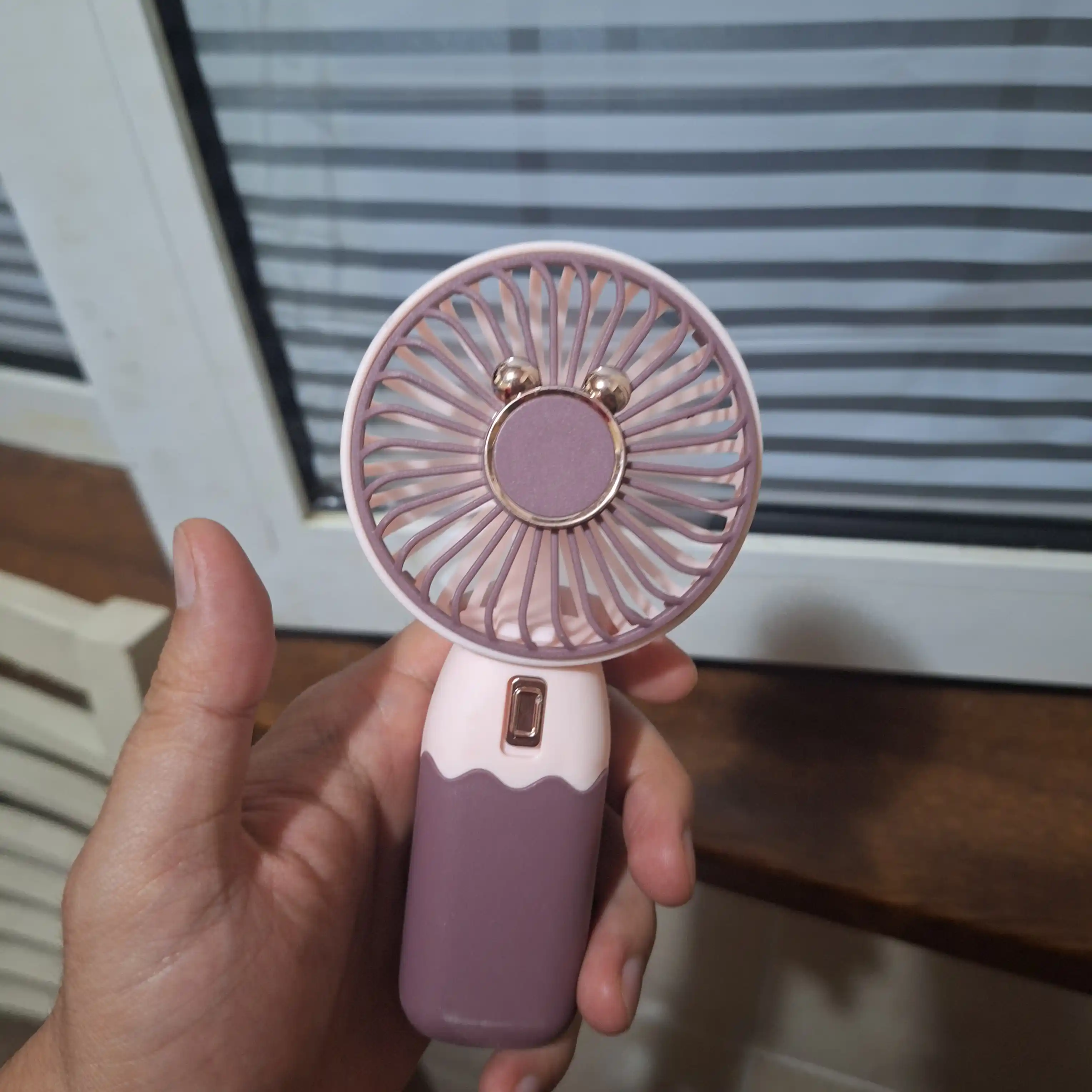 Мини вентилятор ручной, настольный, USB, портативный, компактный