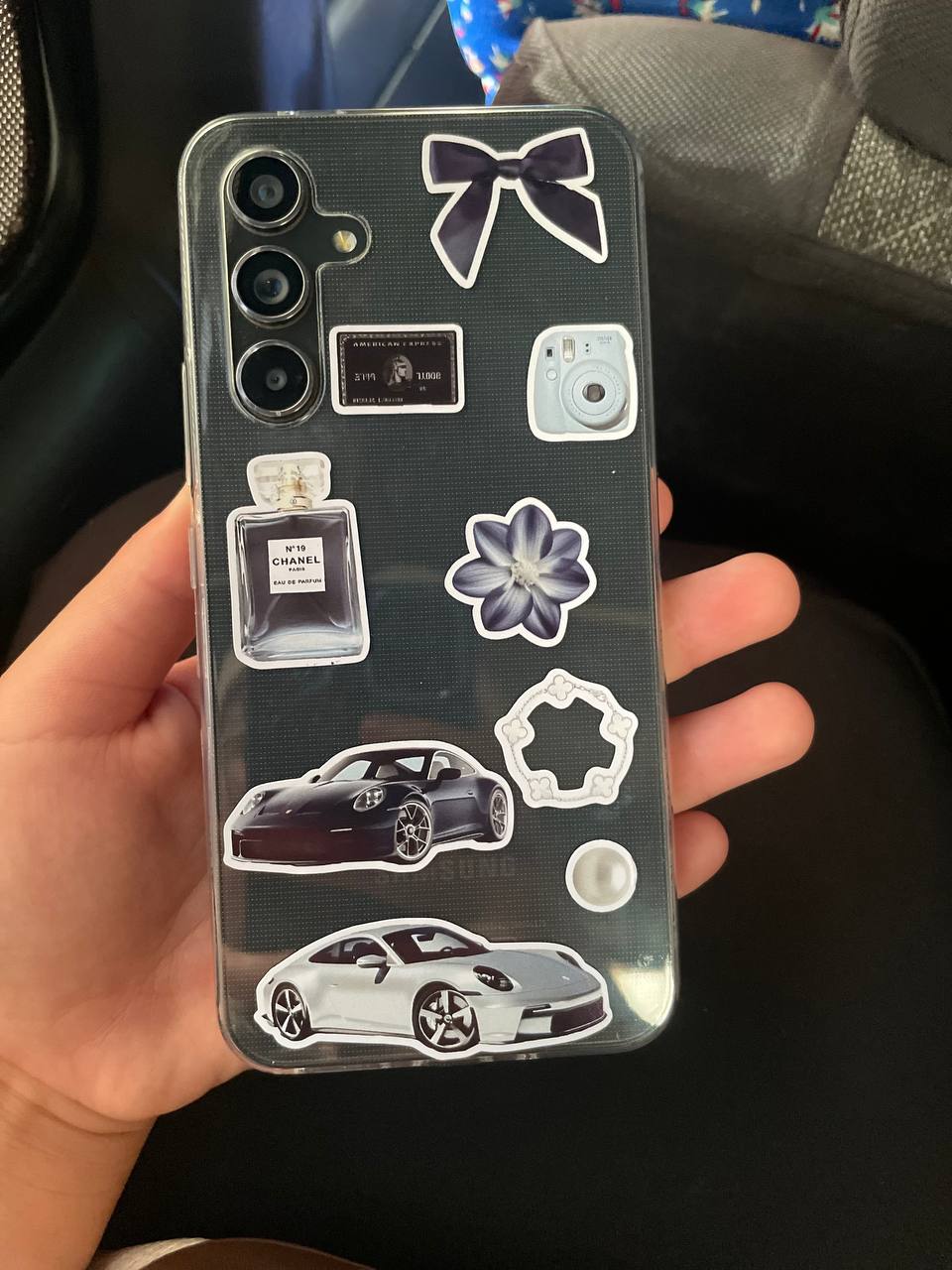 Telefon g`ilofi uchun stikerlar
