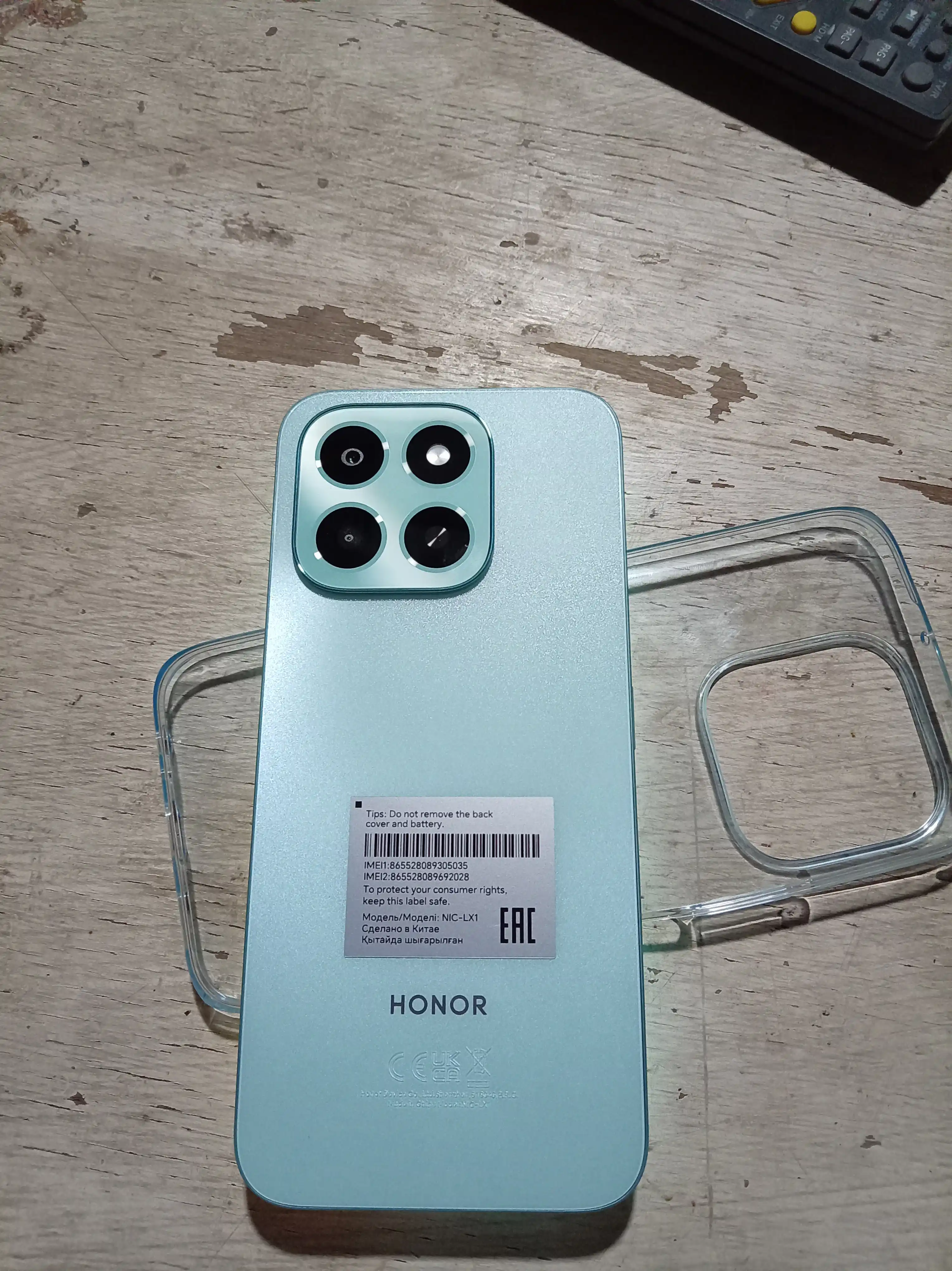 Ударопрочный смартфон HONOR X6c 6/128/256 GB, NFC, AI функции, батарея 5300 мАч