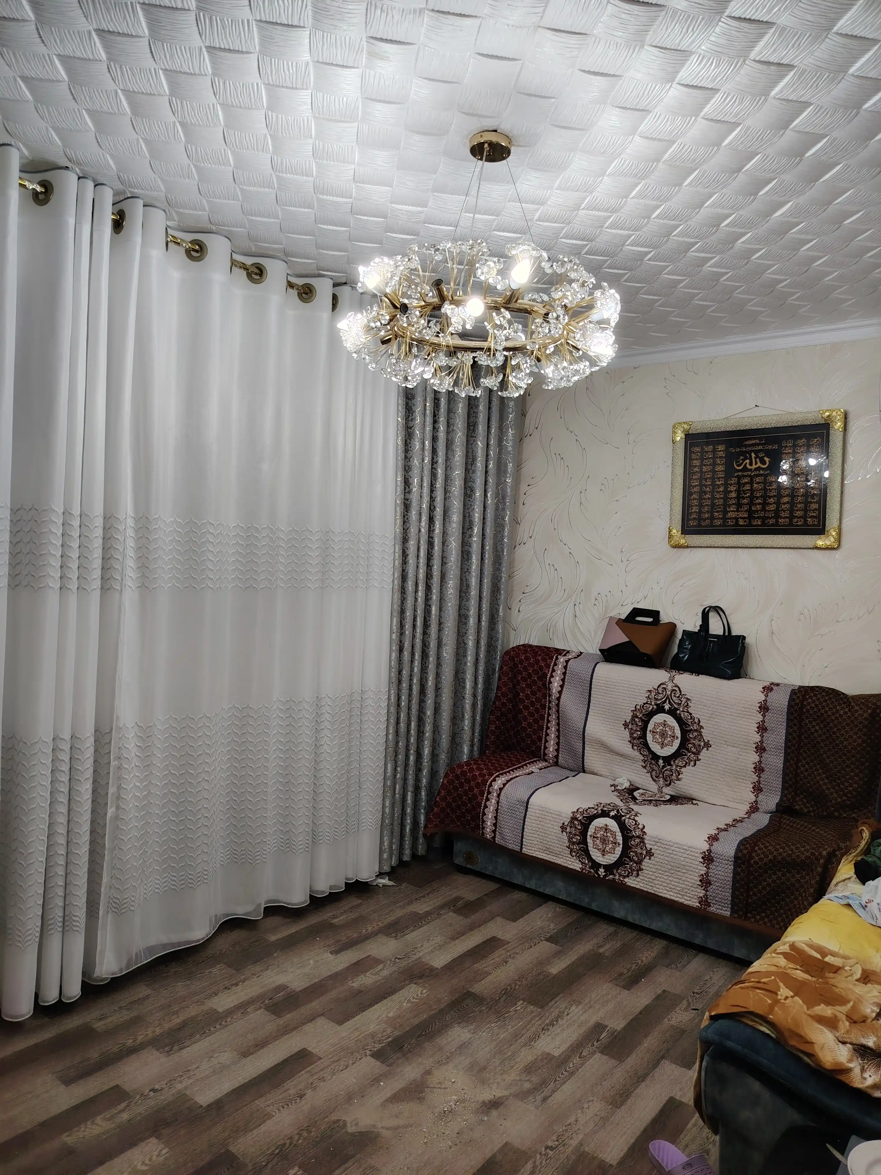 "ODUVANCHIK" BILLUR QANDIROG‘I Ø 60/80 SM 11/20 LAMPA OLTIN / KUMUSH RANGLI, NAFIS DIZAYNLI