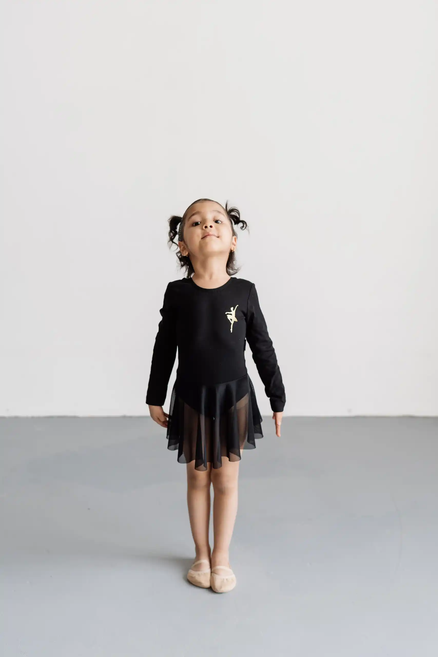 Raqs va badiiy gimnastika mashg‘ulotlari uchun FandS’dan mashg‘ulot kiyimi