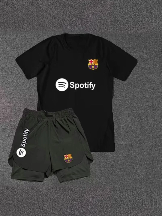 Футбольная форма, с логотипами FC Barcelona и Real Madrid (футболка + шорты)