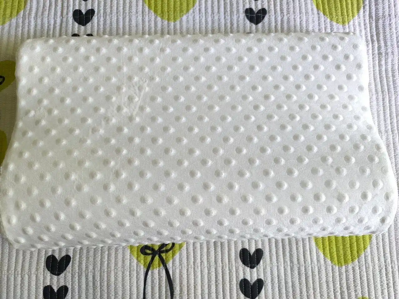 Ortopedik uyqu yostigi Memory Foam, bo‘yin va umurtqa uchun, gipoallergen, anatomik shakl