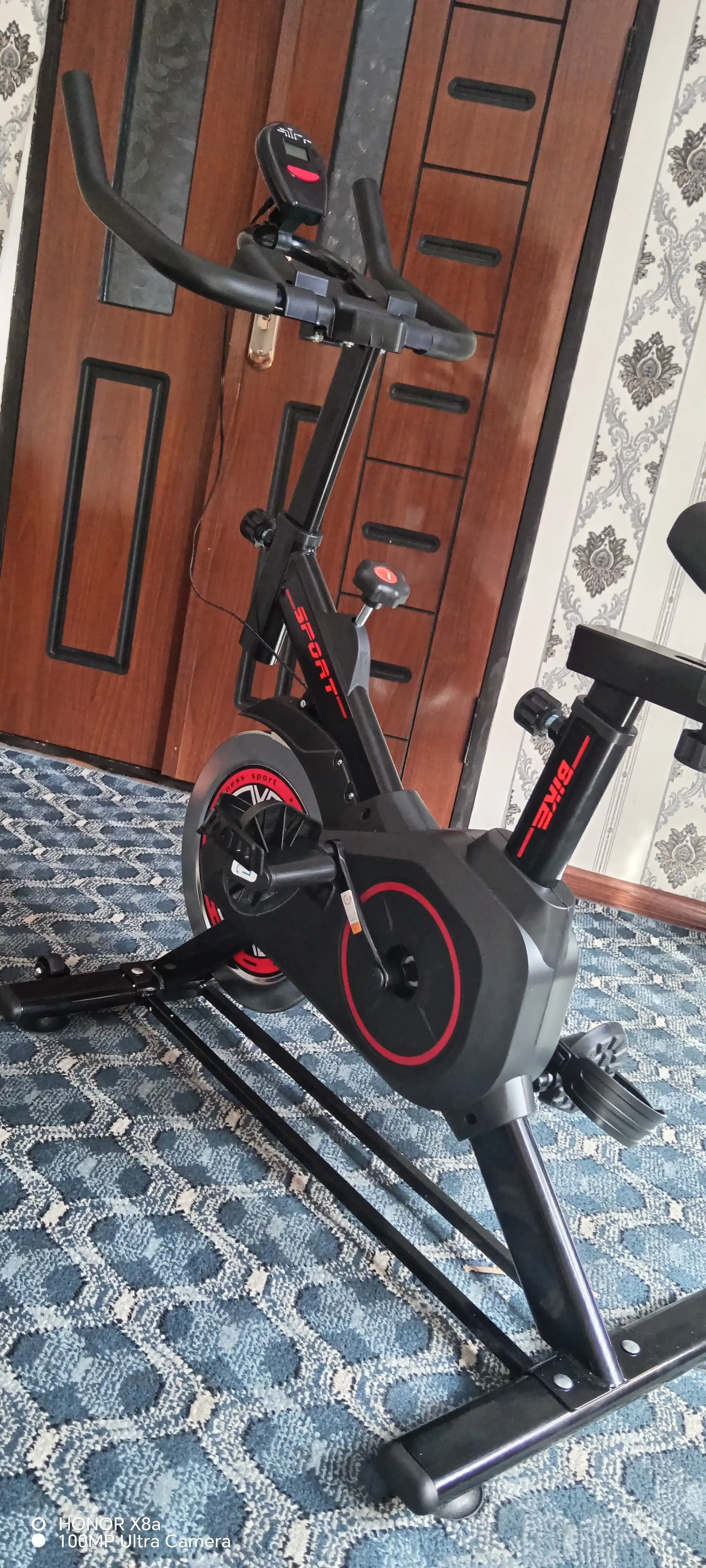 Velotrenajyor, uyda sport bilan shug‘ullanish uchun
