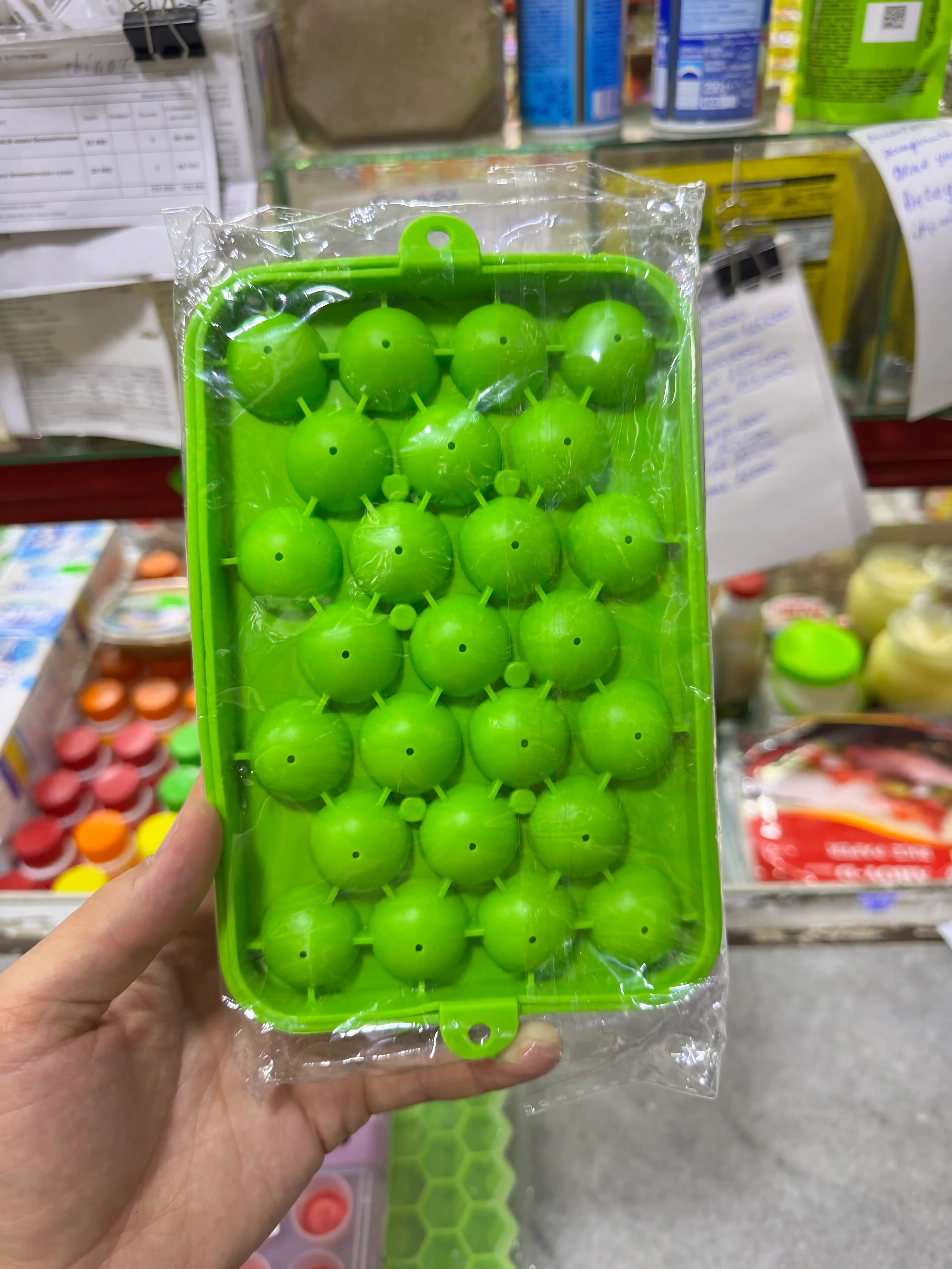 Силиконовая форма для льда с шариками и с сердечками