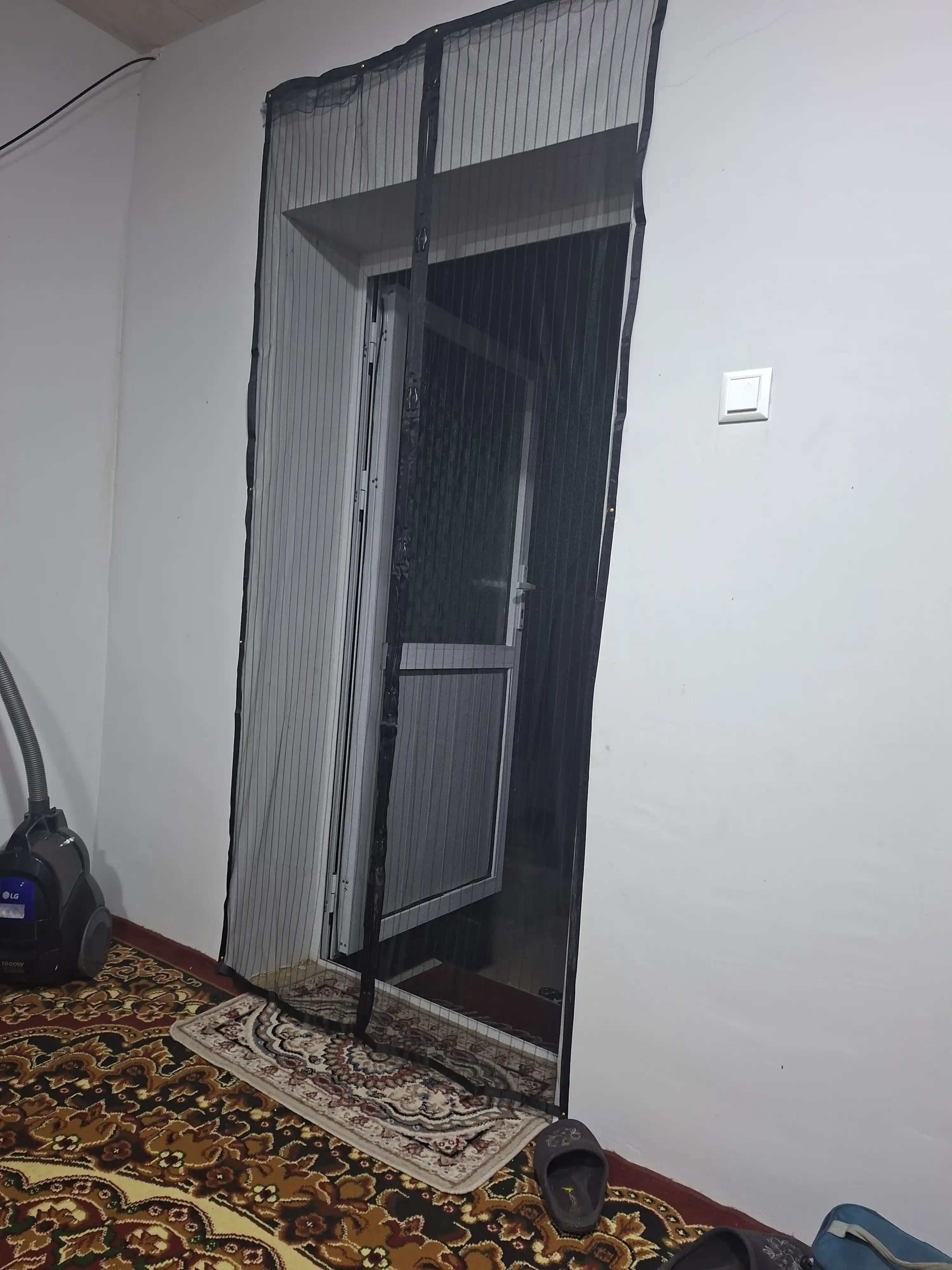 Chivin, pashsha va hasharotlardan himoyalovchi magnitli parda, eshik uchun chivin to‘ri, 120 * 210 sm
