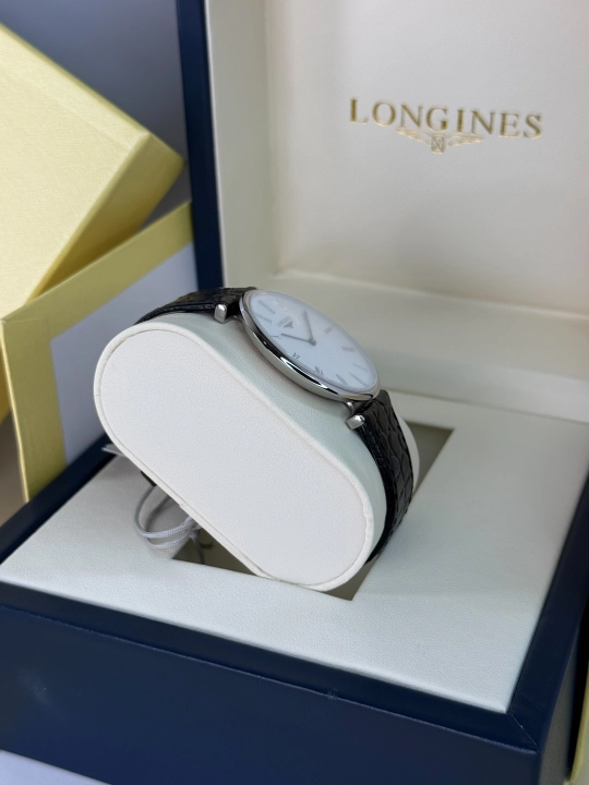 Erkaklar uchun qo'l soati, Longines La Grande 