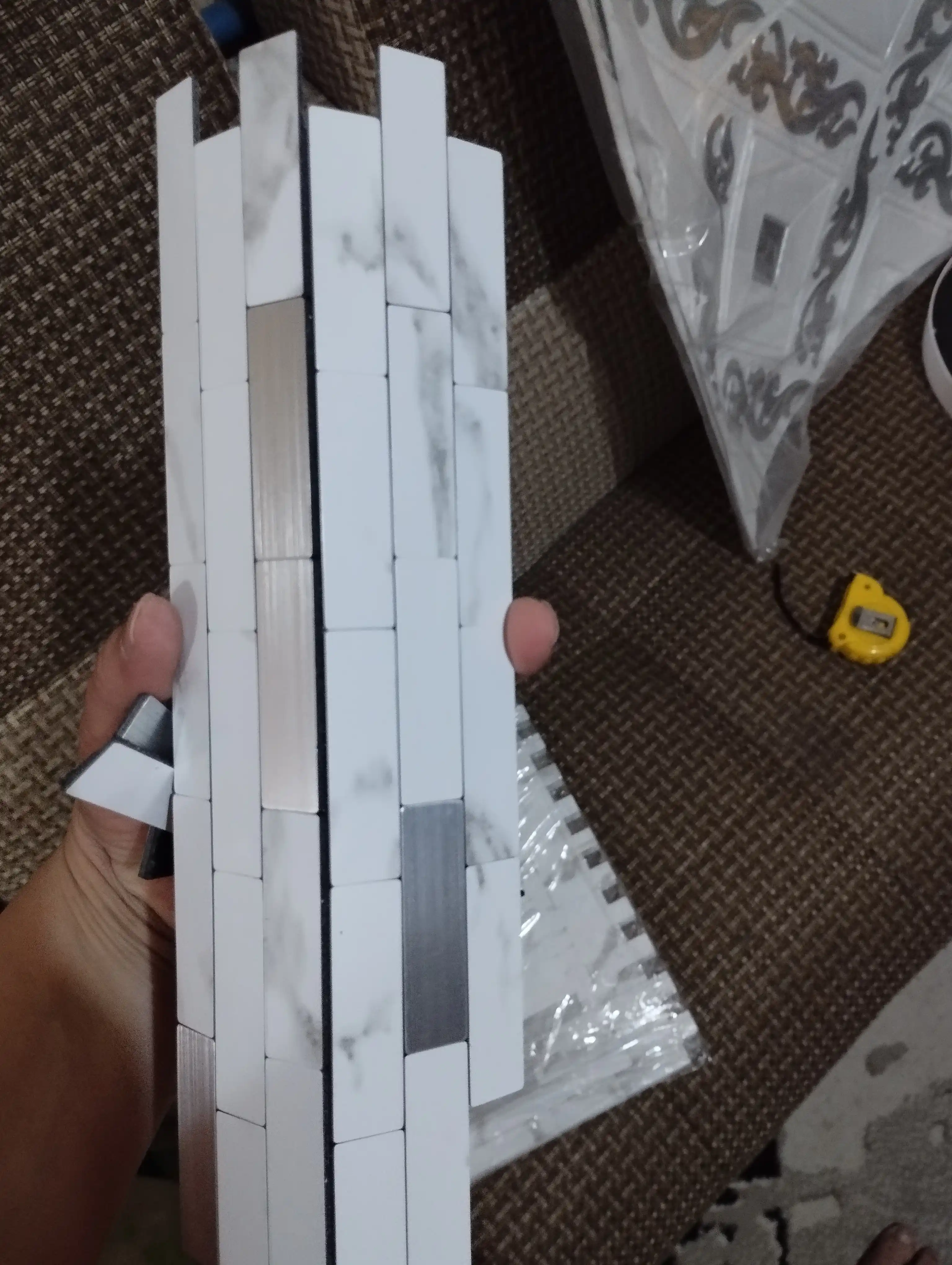 Devor uchun o‘zi yopishadigan mozaikali qattiq pvx panel 30.3 × 27.5 sm, bezakli 3D panel