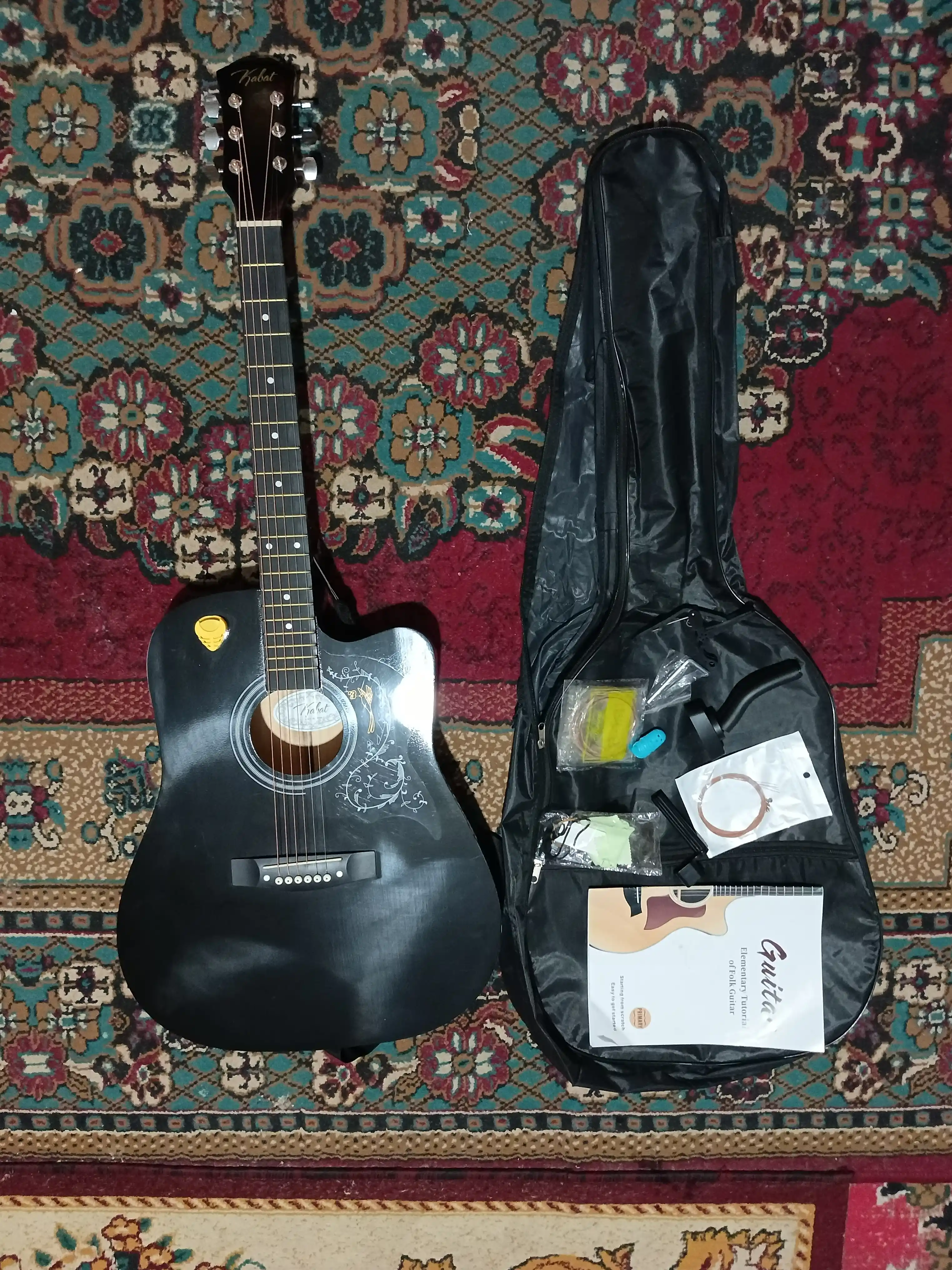 Akustik Gitara Kabat 41 dyuym, 104 sm, 6 torli, havaskor va professionallar, 30 predmet