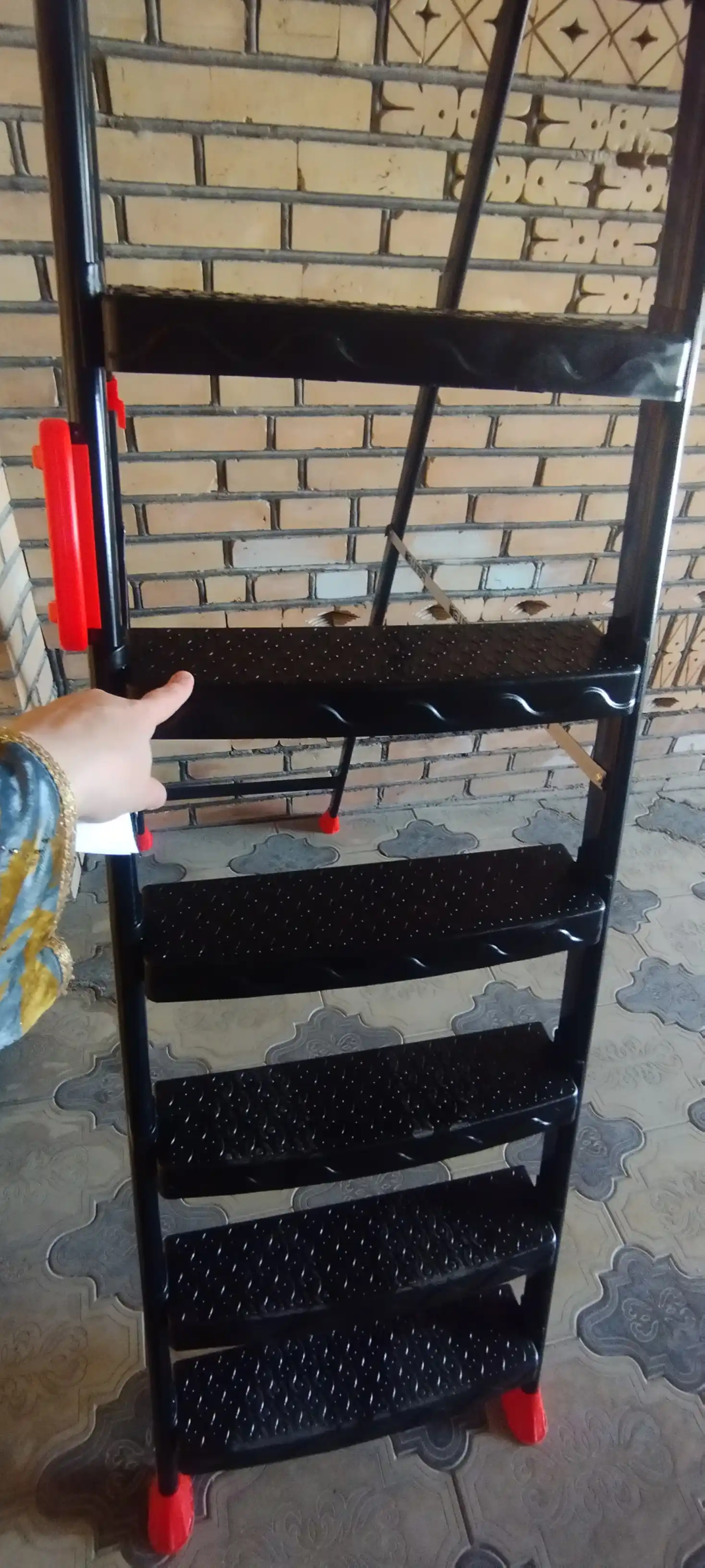 Perilla Comfort yigʻma narvon, qurilish narvoni, 250 kg gacha, lotok va tutqich bilan