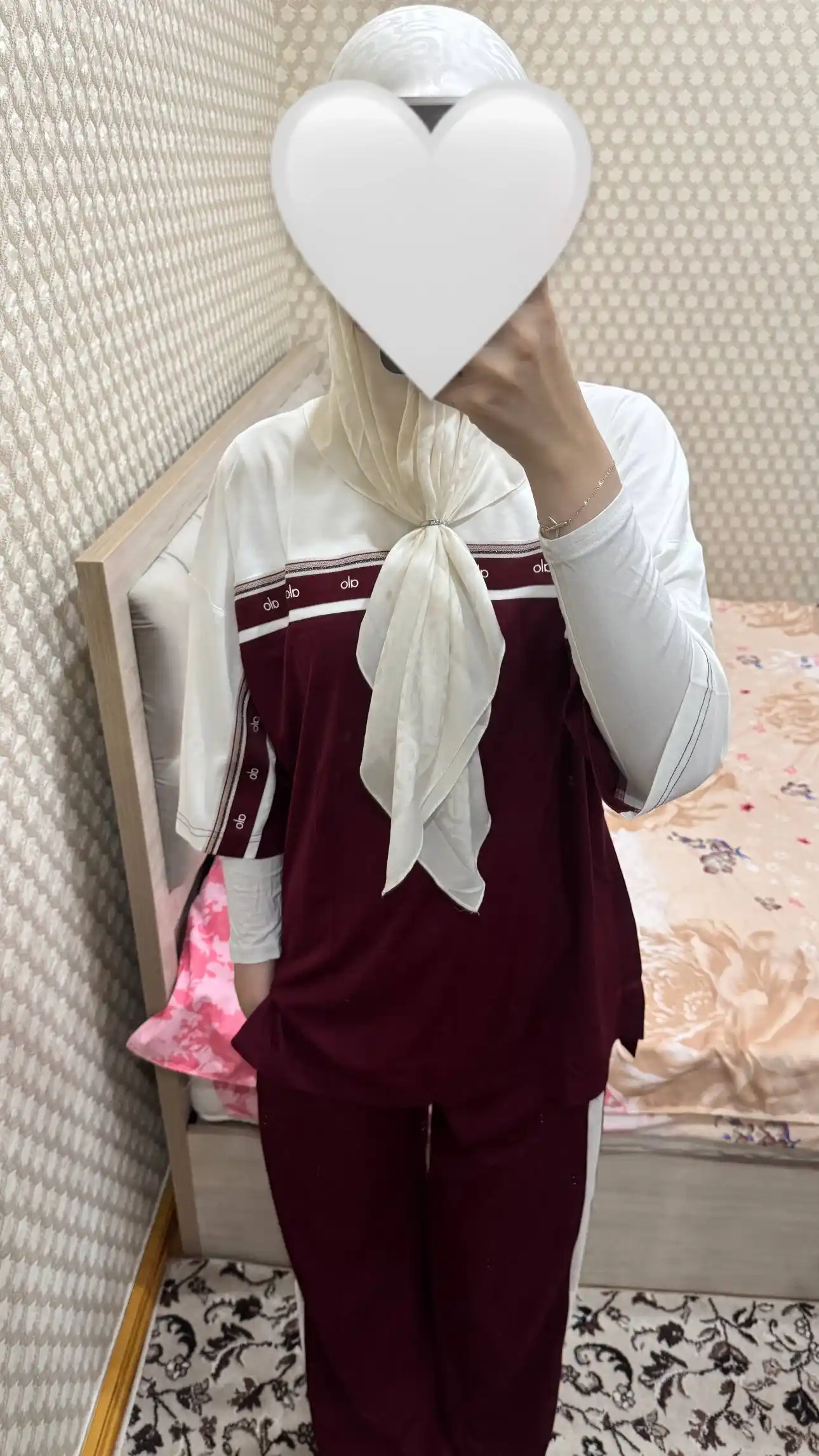 Ayollar kostyumi dvoyka, oversize, tunika va keng palazzo shim, yumshoq viskoza, MONIKA