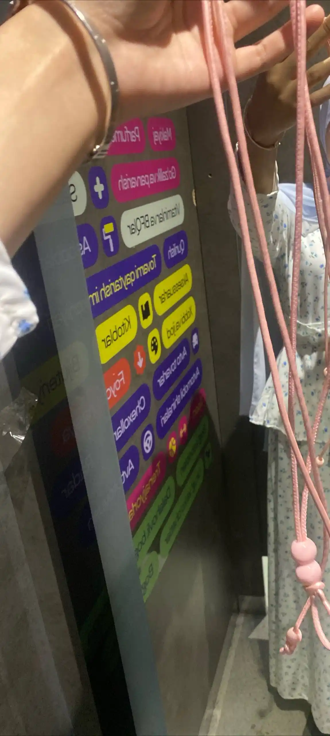 Ayollar uchun kamarlar, shim va yubka uchun, standart
