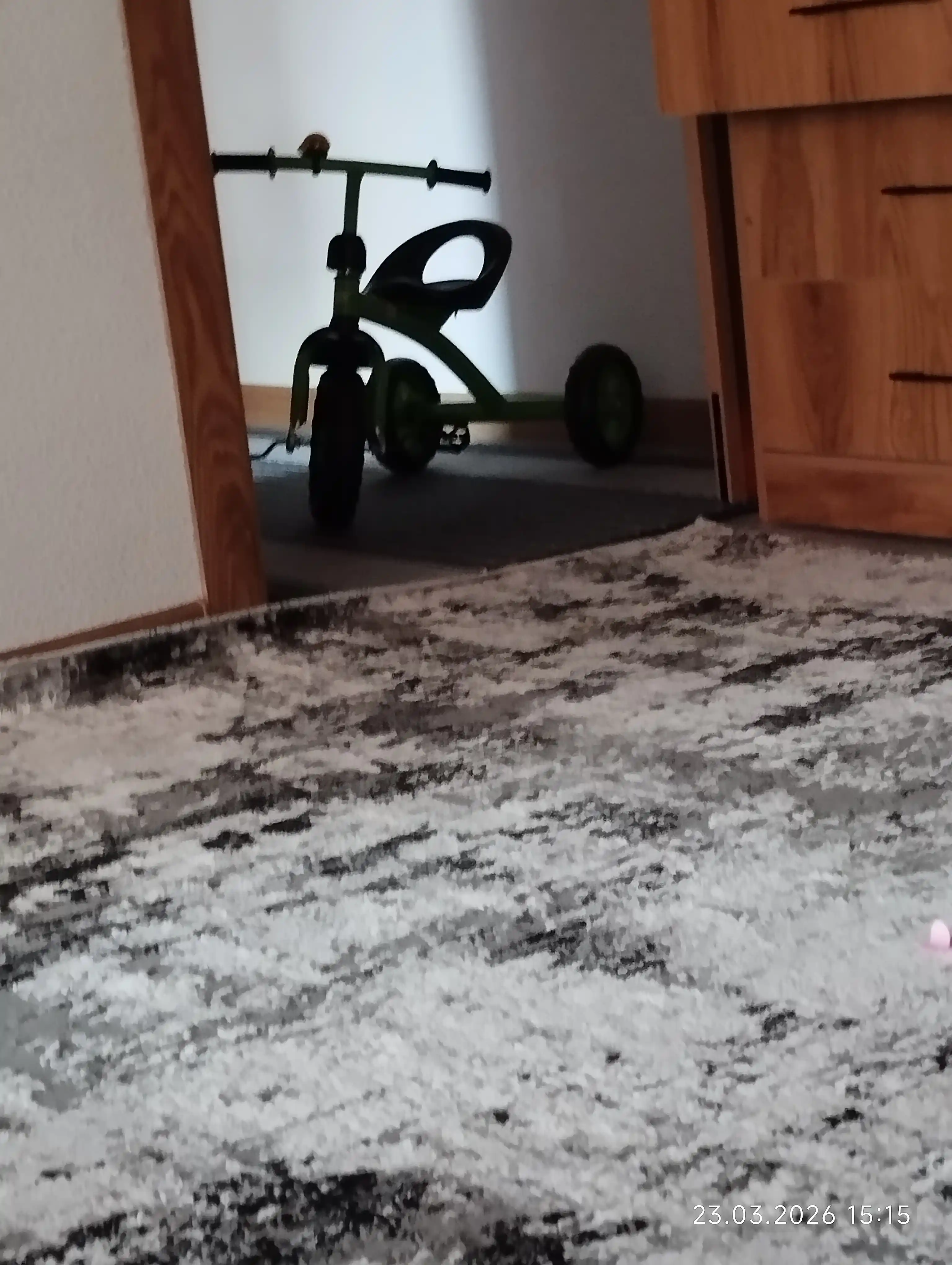 Bolalar uchun, uch g‘ildirakli velosipedi, chiroq bilan