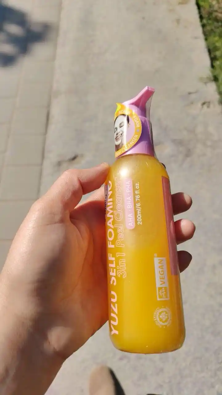 Lalarecipe Пенка для умывания лица с кислотами Yuzu Foaming AHA BHA умывалка очищающая