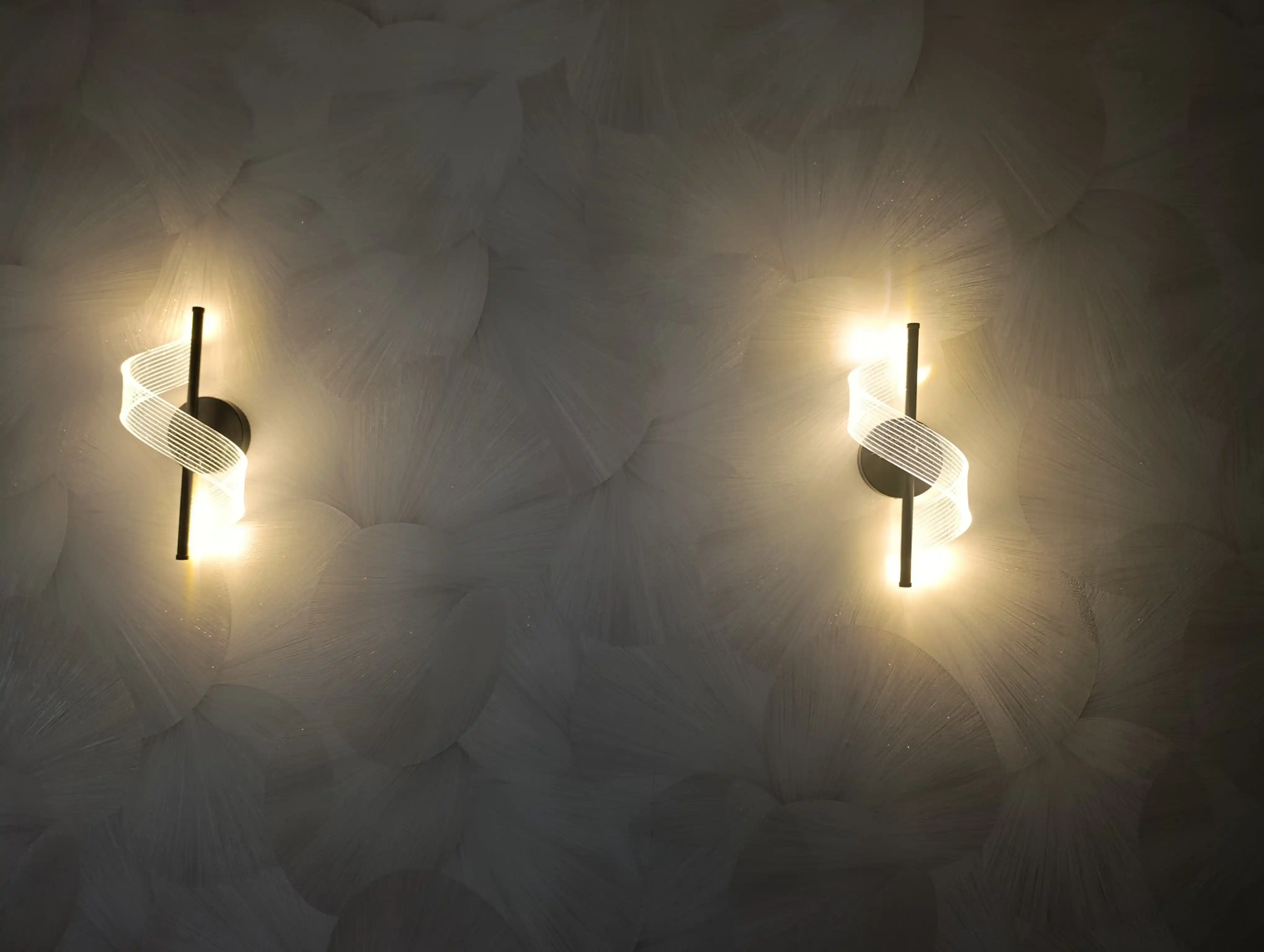 LED devor chirog‘i, 30 sm, 3 rejim, zamonaviy spiral, oltin premium dizayn