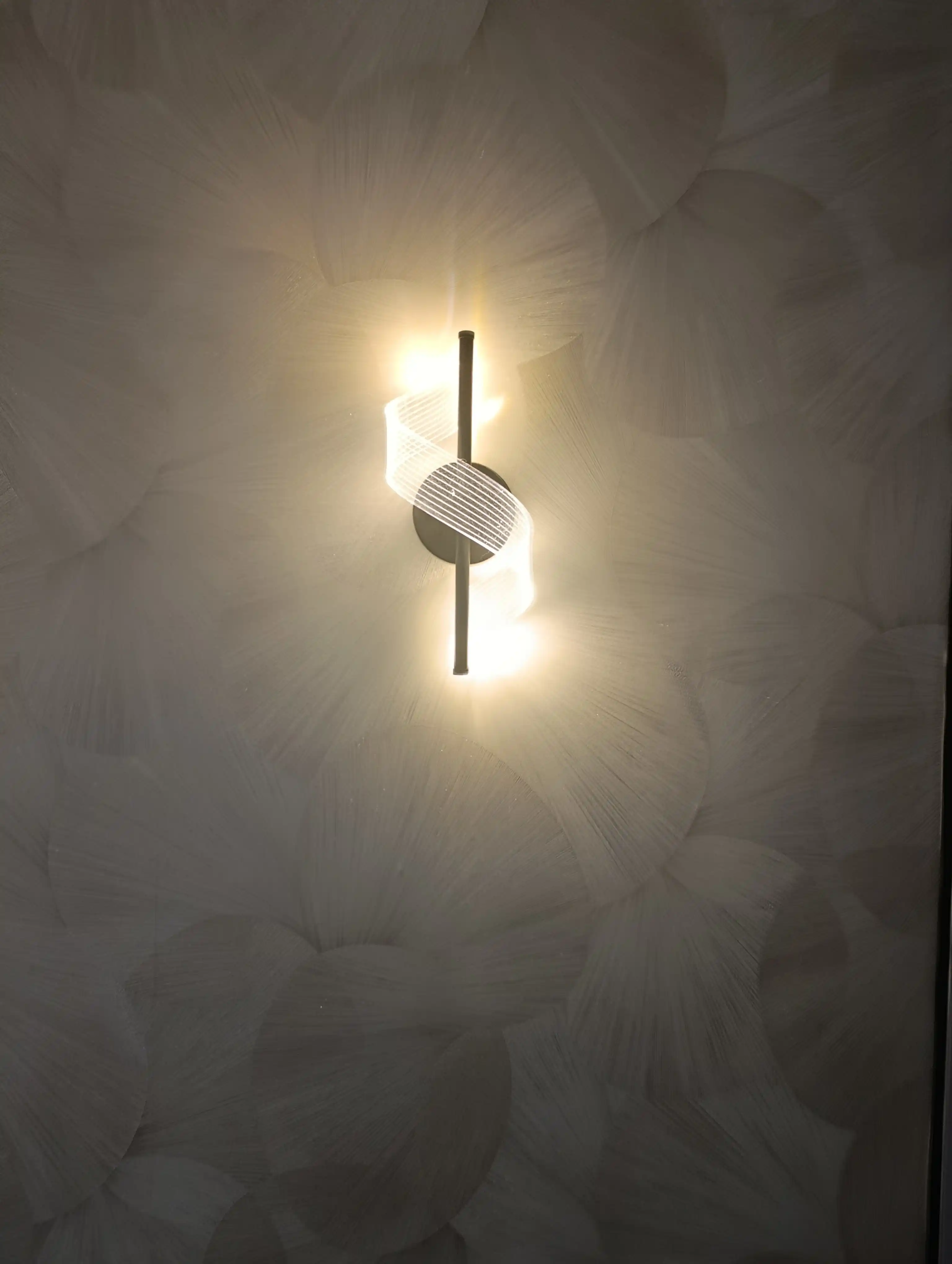 LED devor chirog‘i, 30 sm, 3 rejim, zamonaviy spiral, oltin premium dizayn