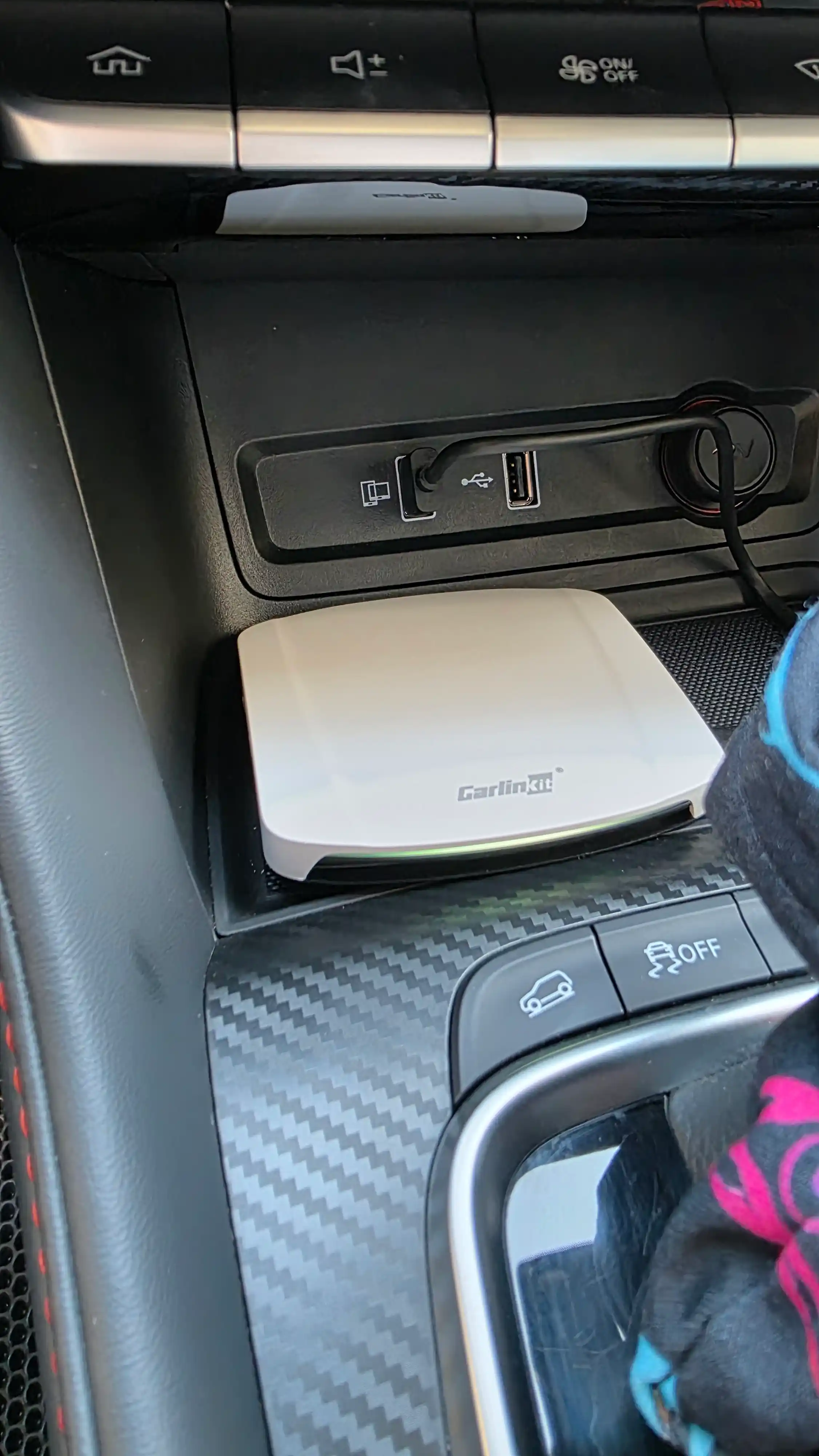 Carplay Ai Box 8/128Gb - Carlinkit TBox HDMI UHD (YouTube, Google Play, Yandex для Tahoe)
