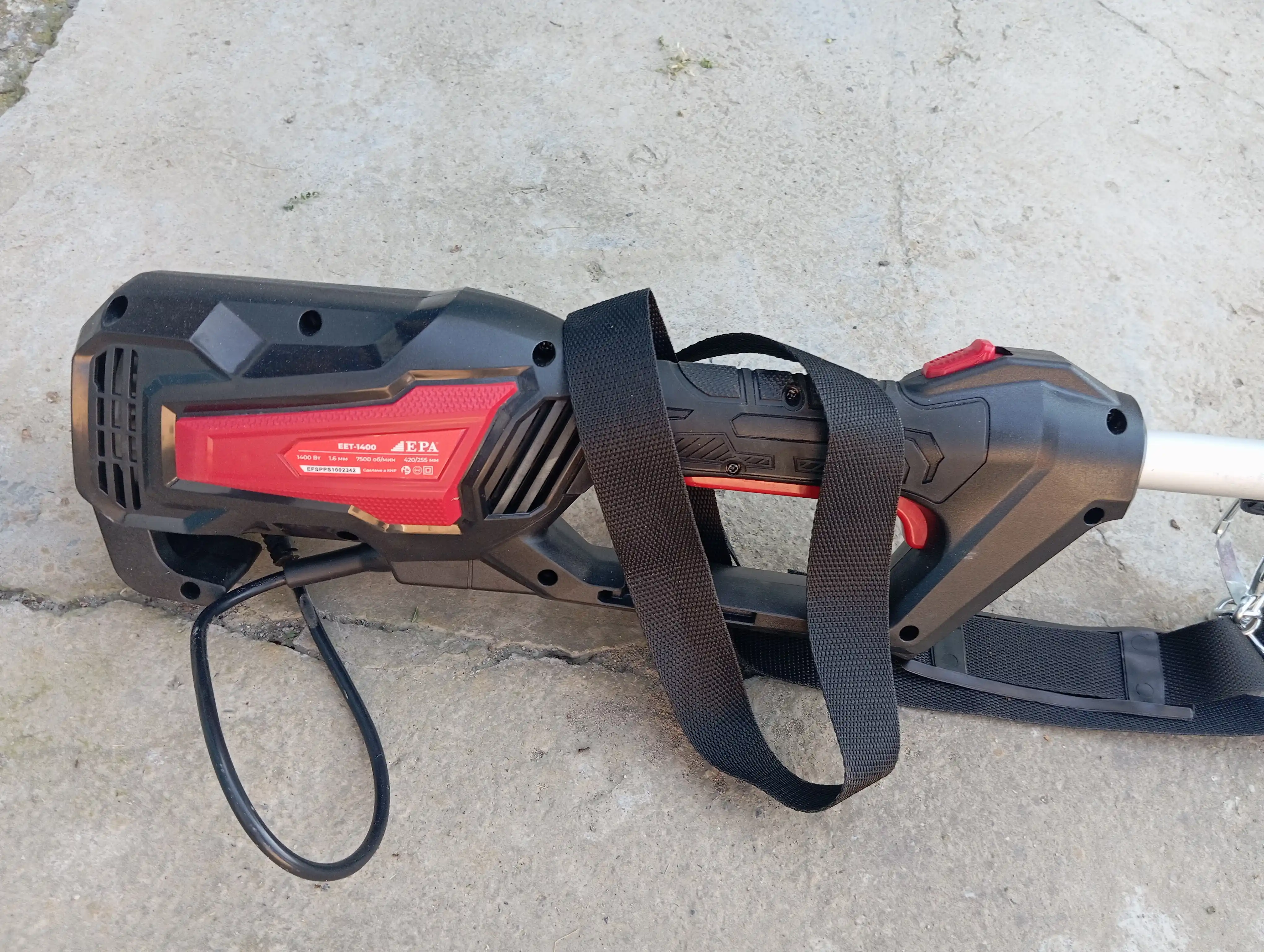 EPA elektr trimmeri EET-1400 (1400 Vt)
