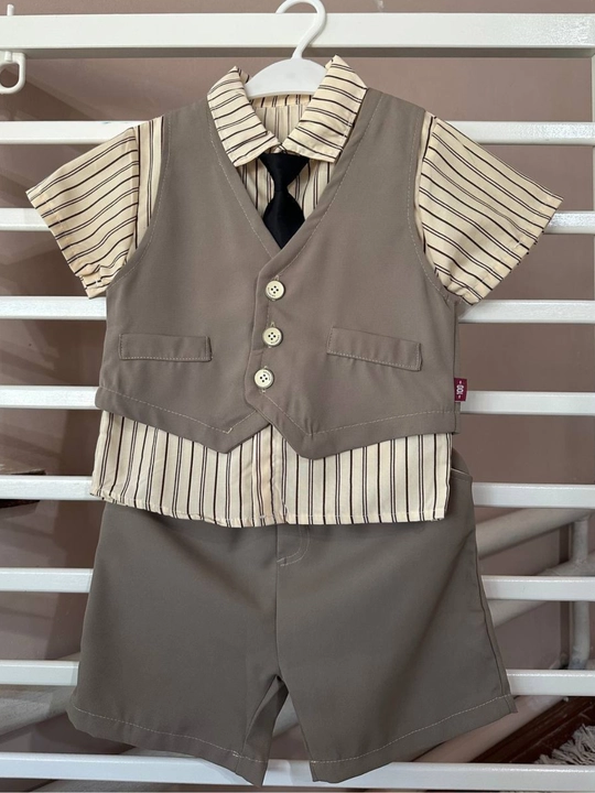 6 oylikdan 5 yoshgacha bo‘lgan o‘g‘il bolalar uchun yozgi chiroyli bayram kostyumi ko‘ylak, shortik