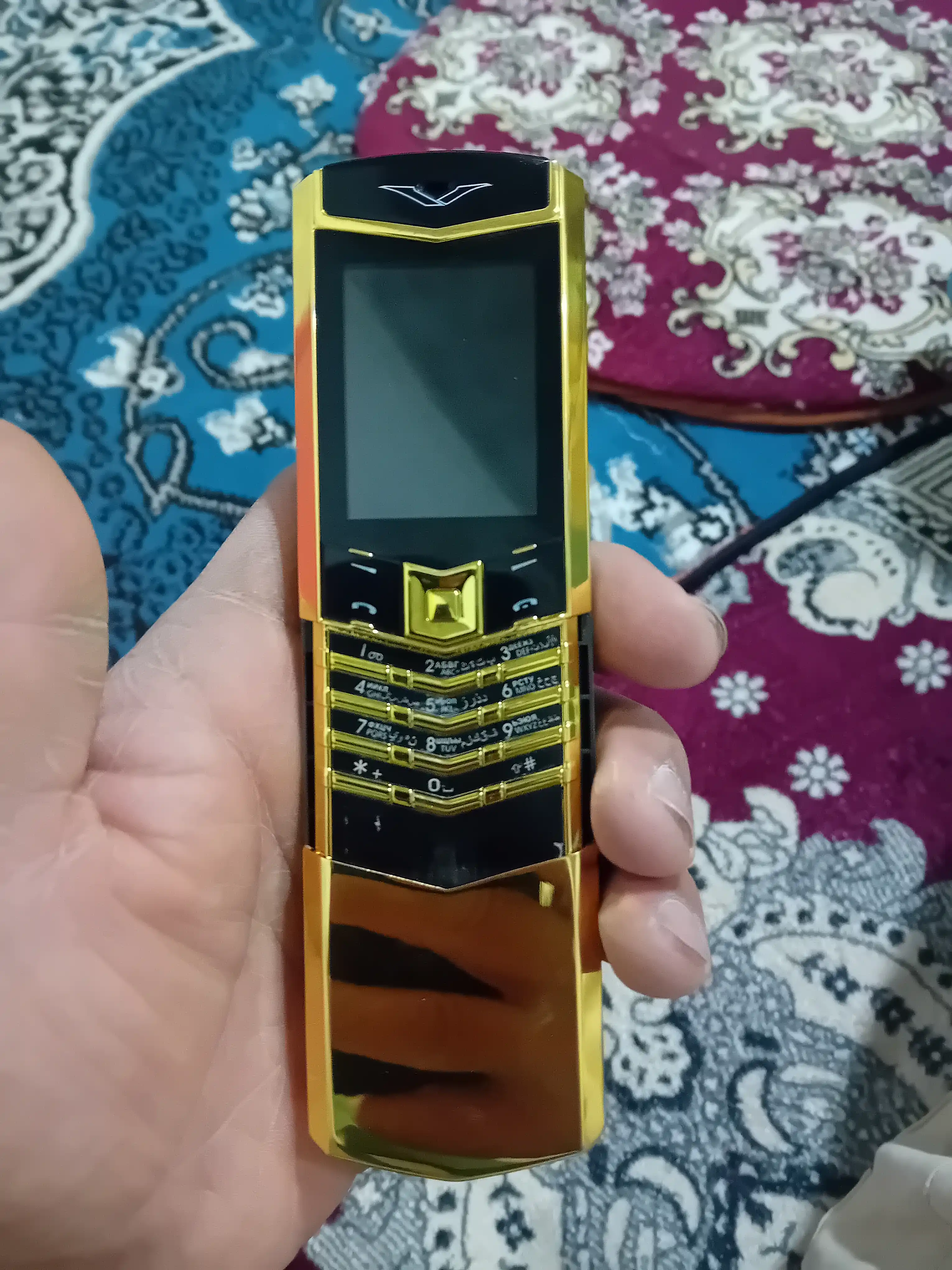 Tugmali telefon Vertu V888Pro Slider