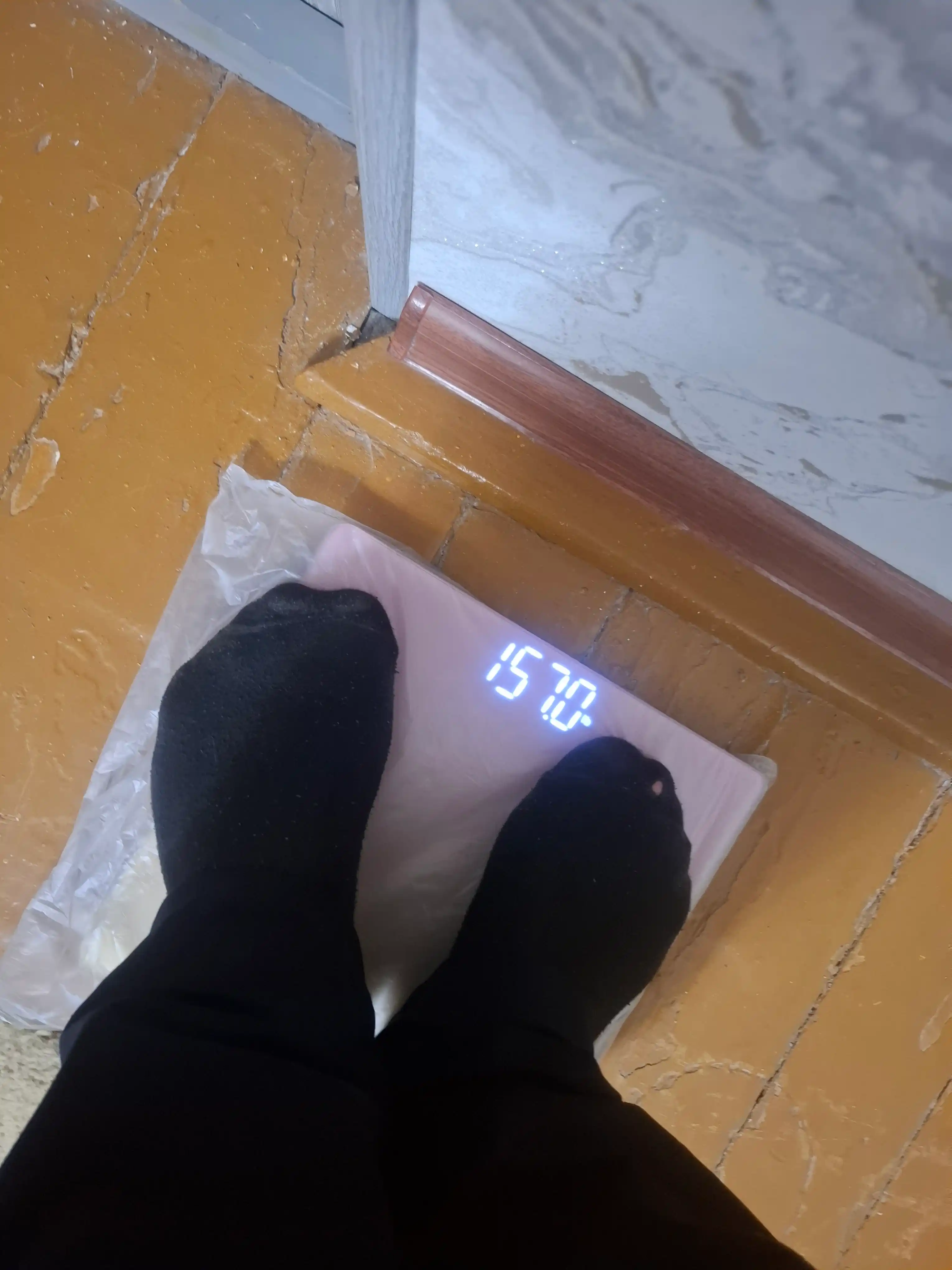 Elektron tarozi, raqamli tarozi, vazn o‘lchash tarozisi, shisha tarozi, pol tarozi
