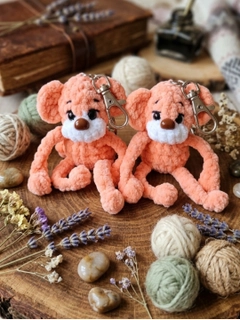 Кораллово-розовый