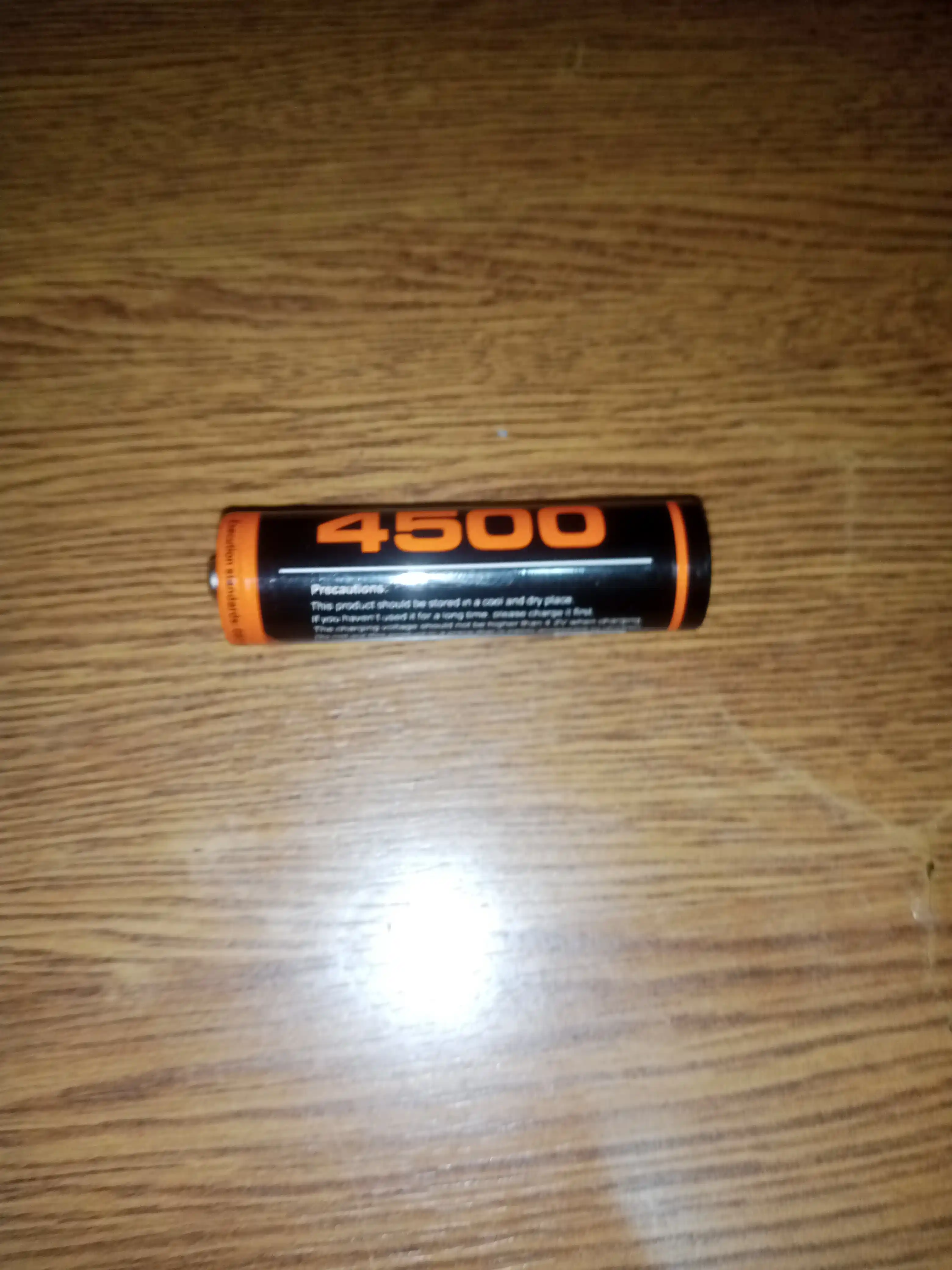 Yuqori tokli batareya 18650 Fanalike 4500 - 1200 mAh, portlashdan himoyalangan