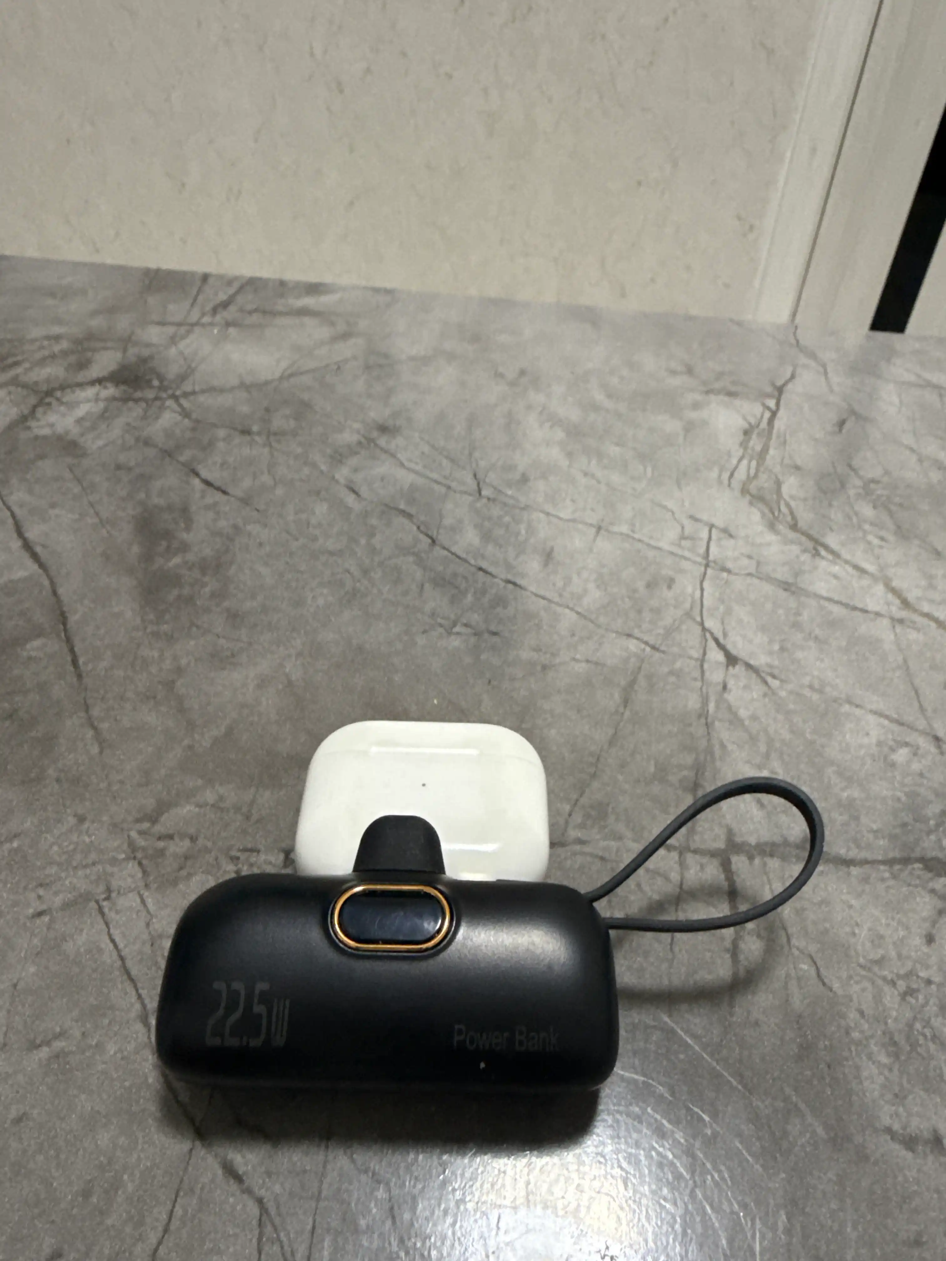 Повербанк с кабелем и без кабеля, быстрая зарядка 22.5W, ёмкость 5000 mAh, разъём Type-C