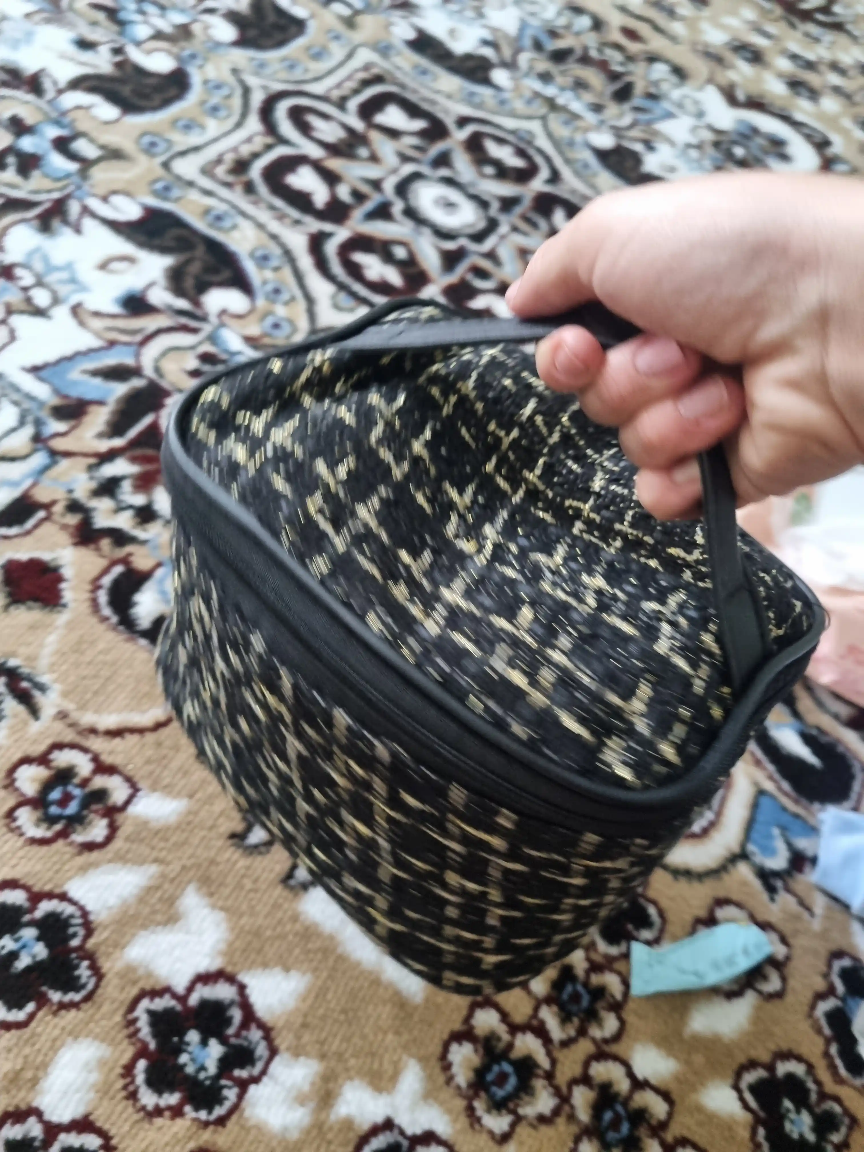 Ayollar uchun katta sig‘imli kosmetik sumka – tartibli saqlash uchun organayzer