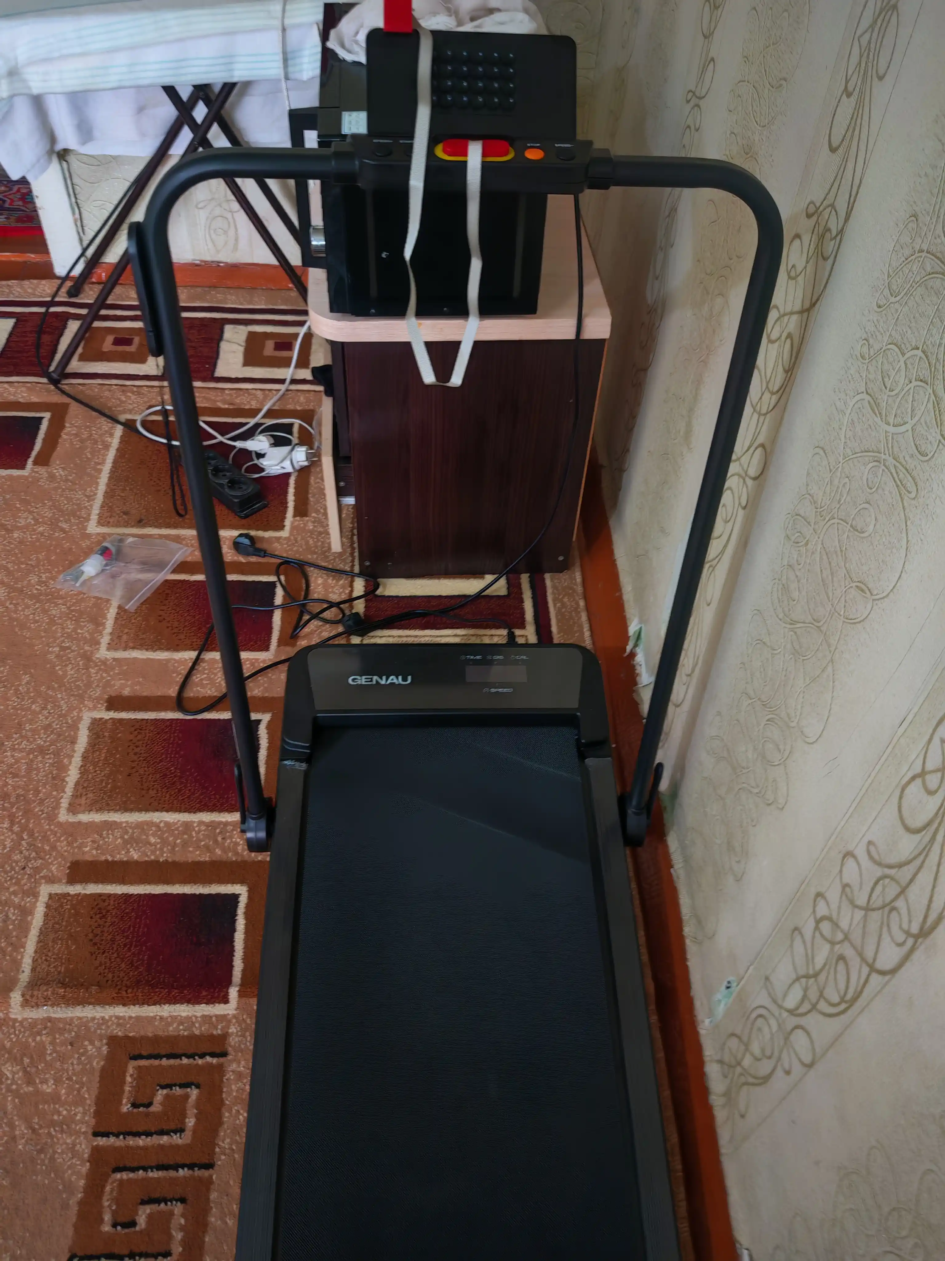Беговая дорожка Genau New Stride X, бесшумная, до 110 кг, RT2-19B