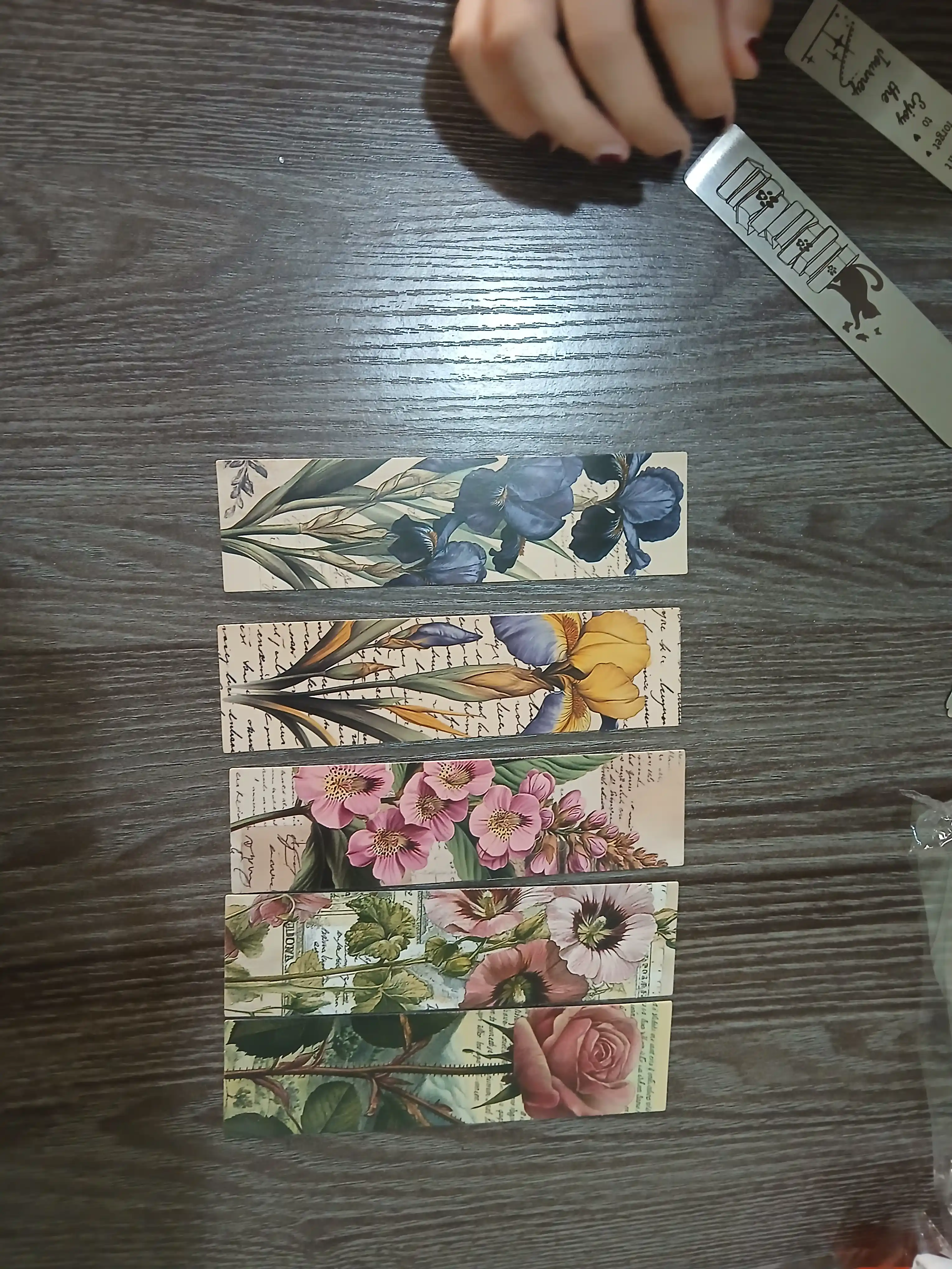 Kitob uchun karton xatcho'plar, 5 dona to‘plam, tasodifiy tanlanadi, 4x15 sm