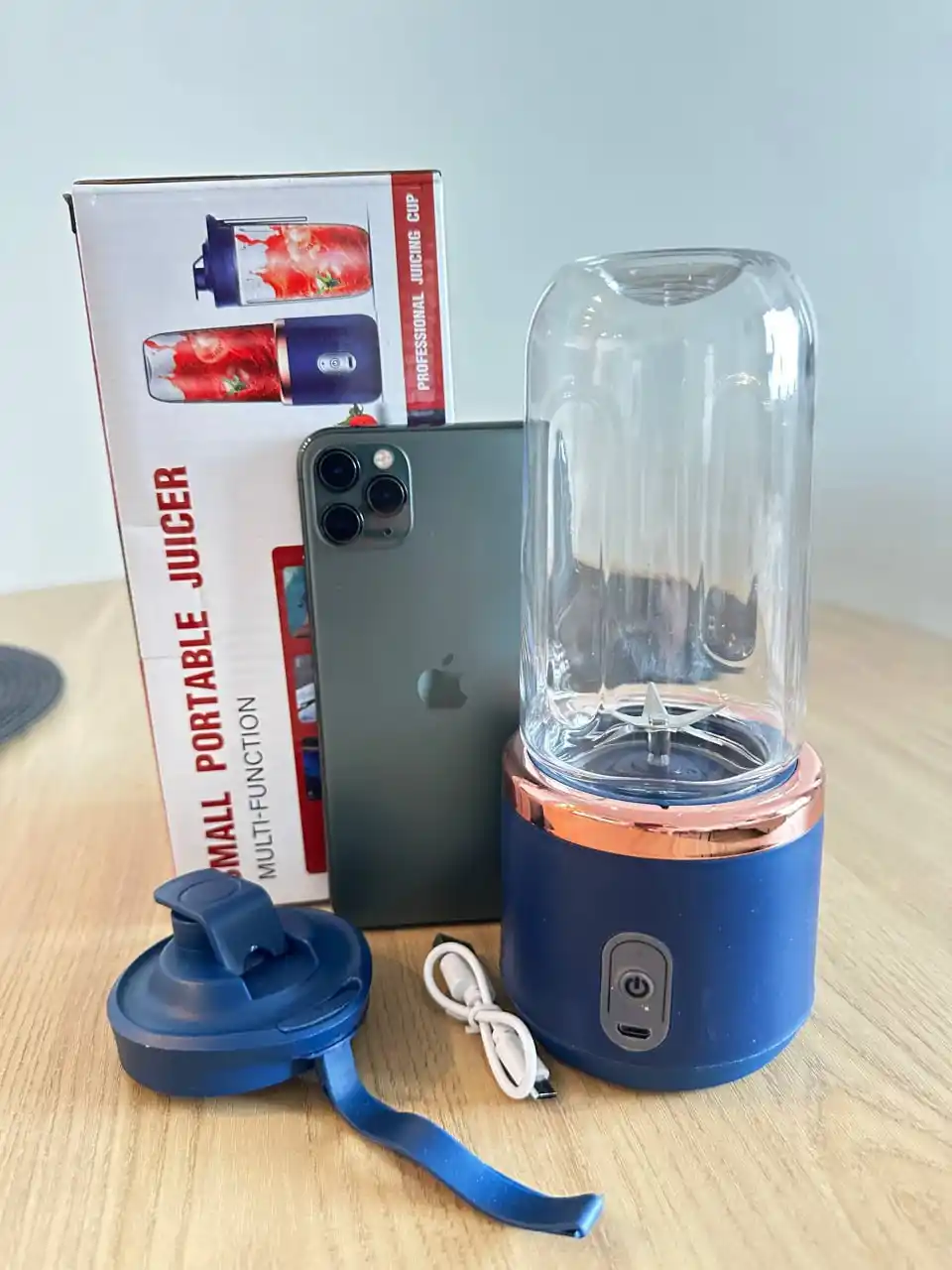 Smuzi va kokteyllar uchun simsiz mini blender, ko'chma, elektr shaker